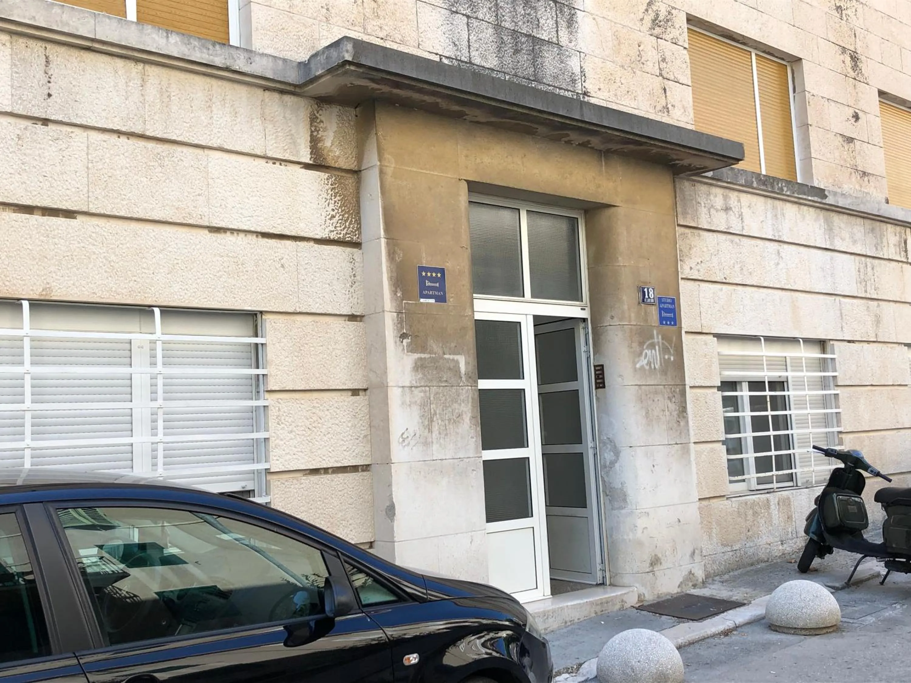 Property building in Tempus Apartment