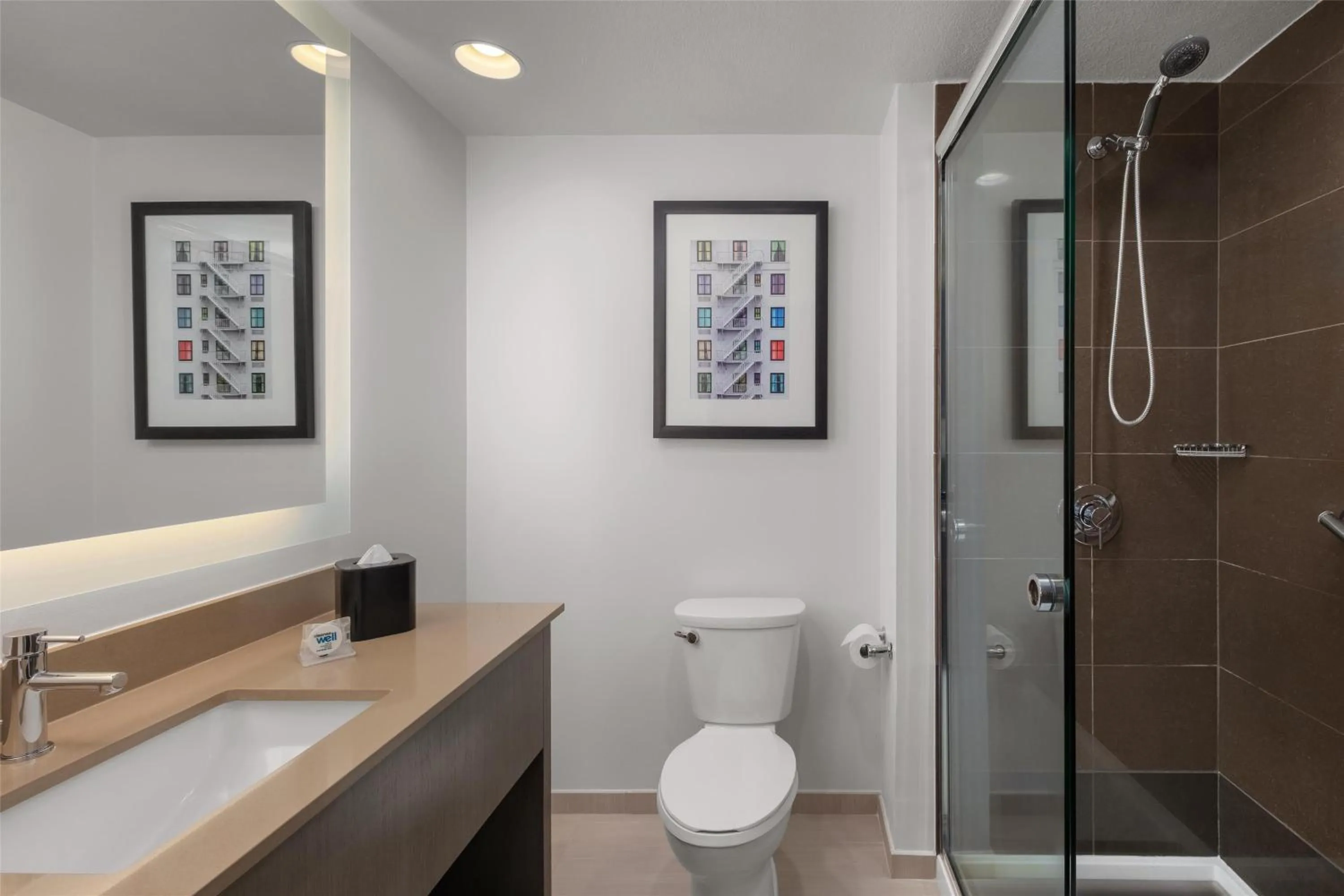 Bathroom in Hyatt House Emeryville