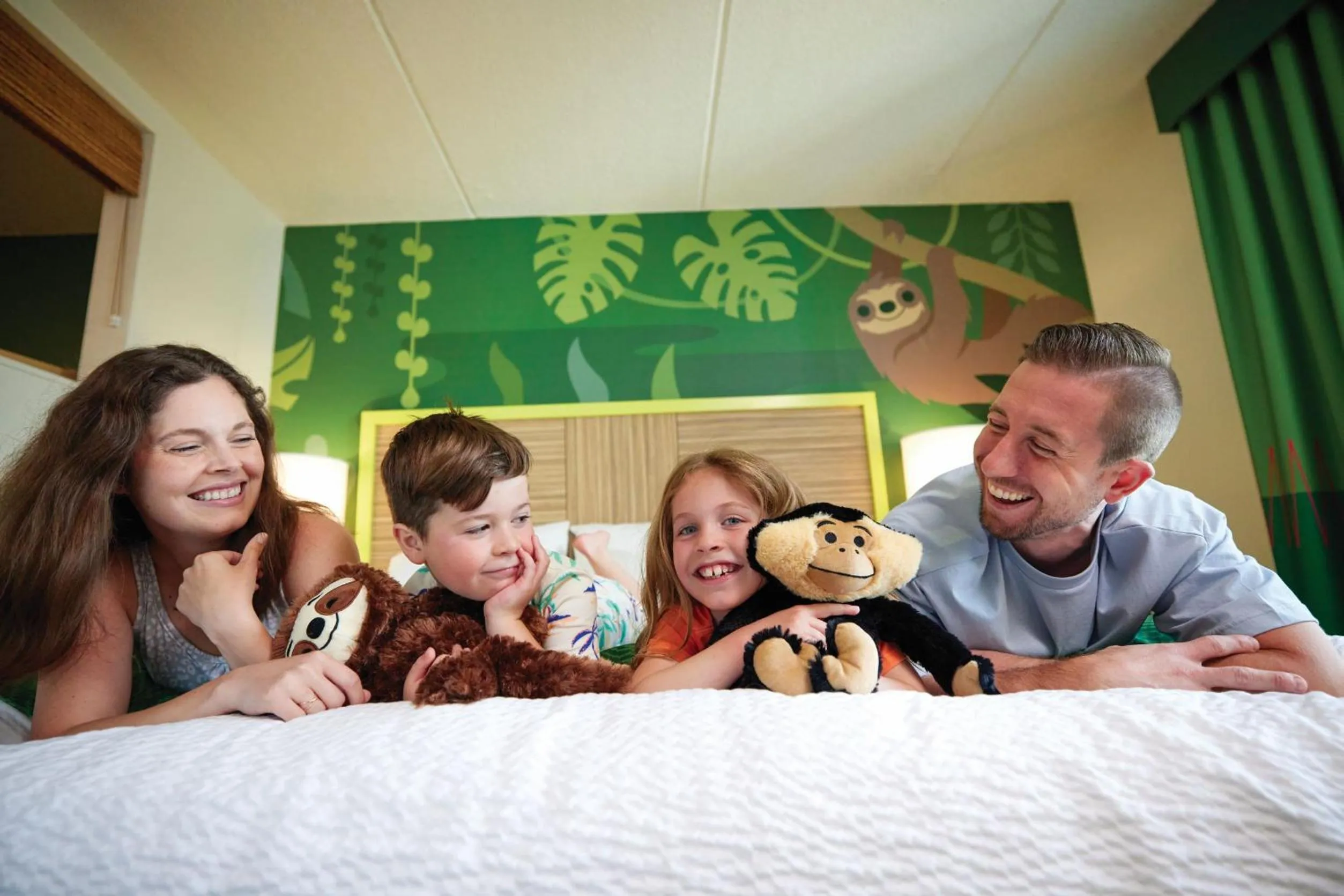 Bedroom in Castaway Bay by Cedar Point Resorts