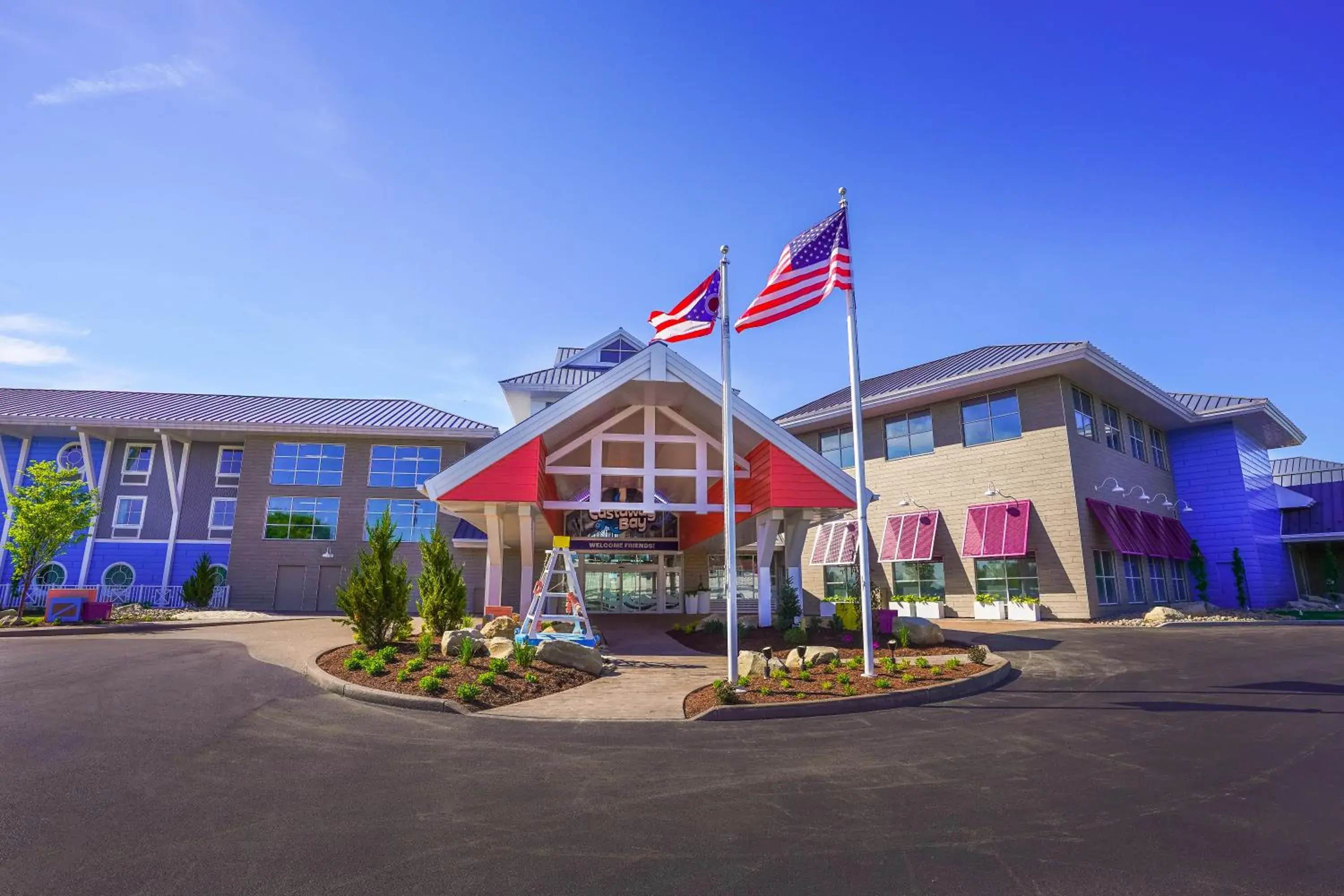 Property building in Castaway Bay by Cedar Point Resorts Property building in Castaway Bay by Cedar Point Resorts