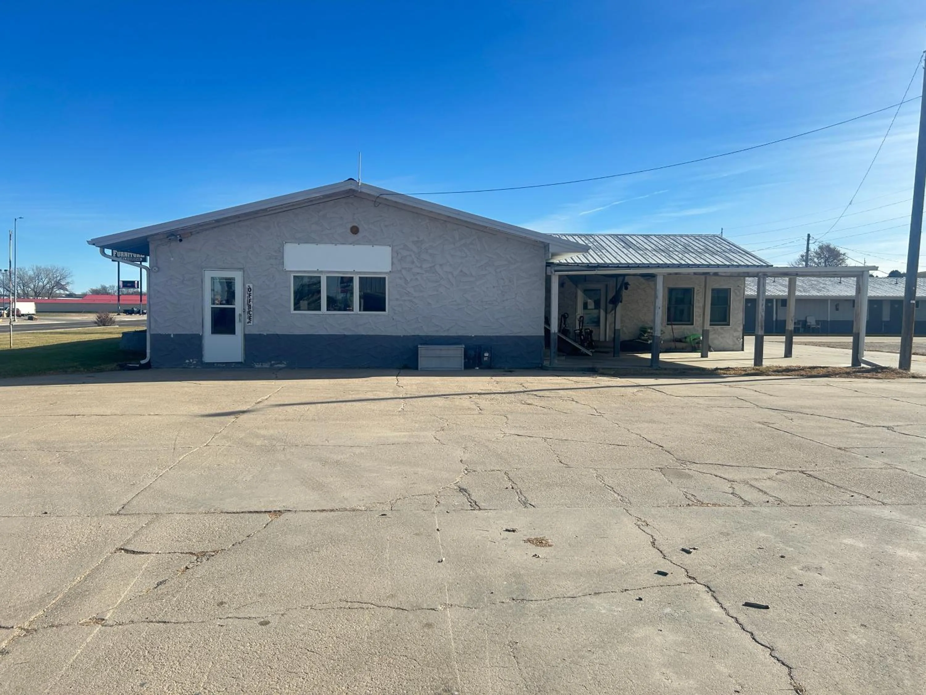Property building in Gateaway Motel Broken Bow NE