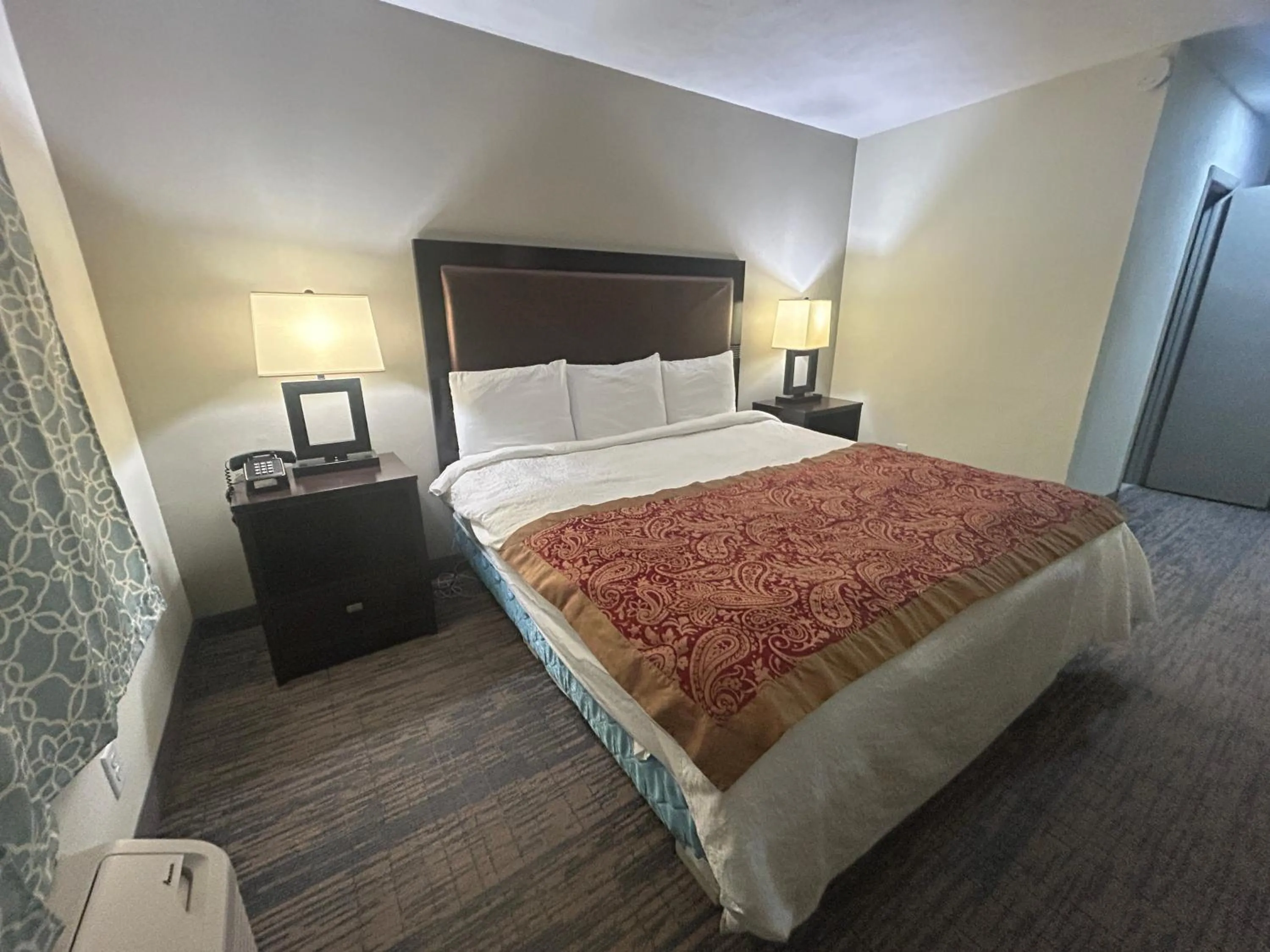 Bedroom, Bed in Gateaway Motel Broken Bow NE