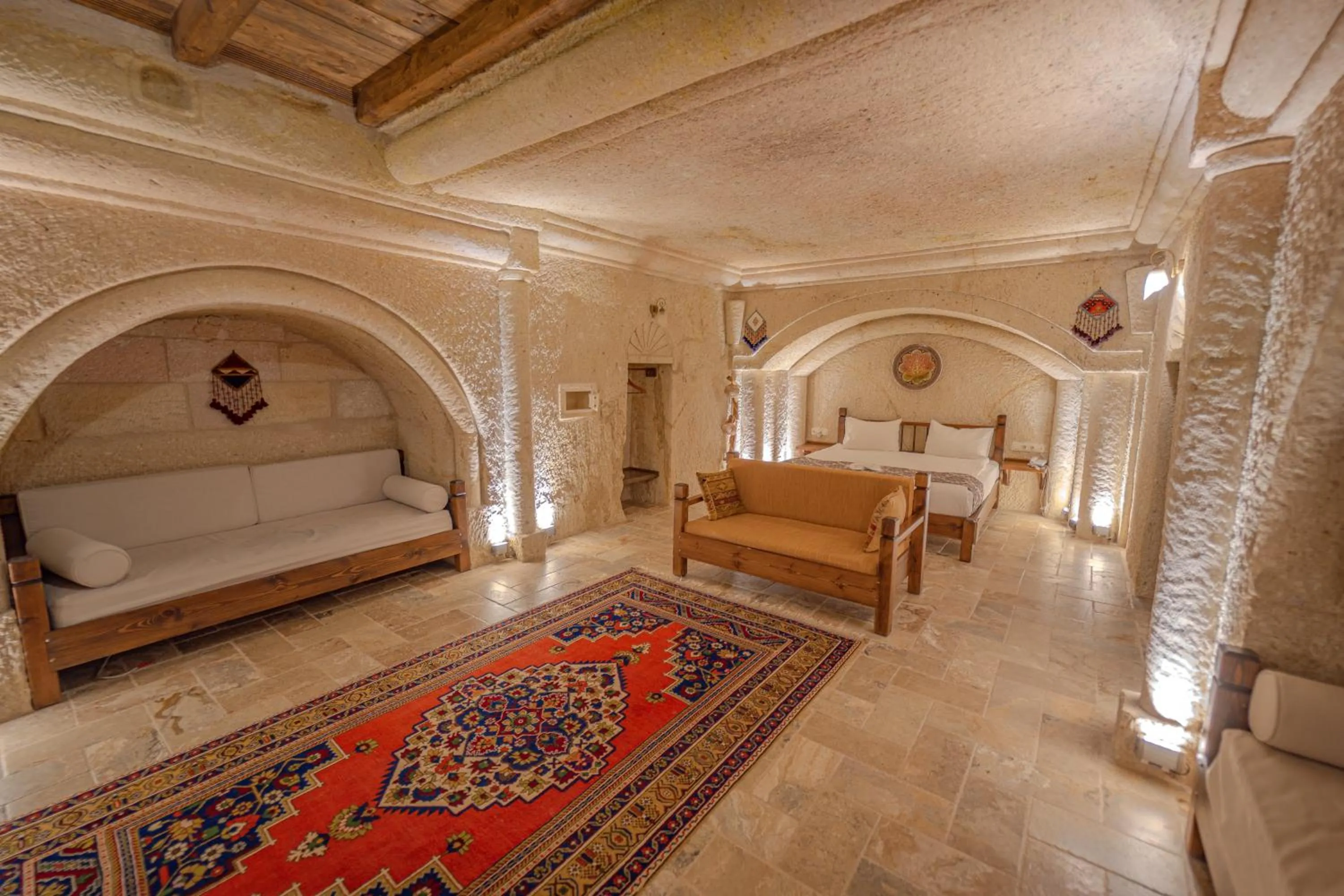 Photo of the whole room, Bed in Zara Cave Hotel