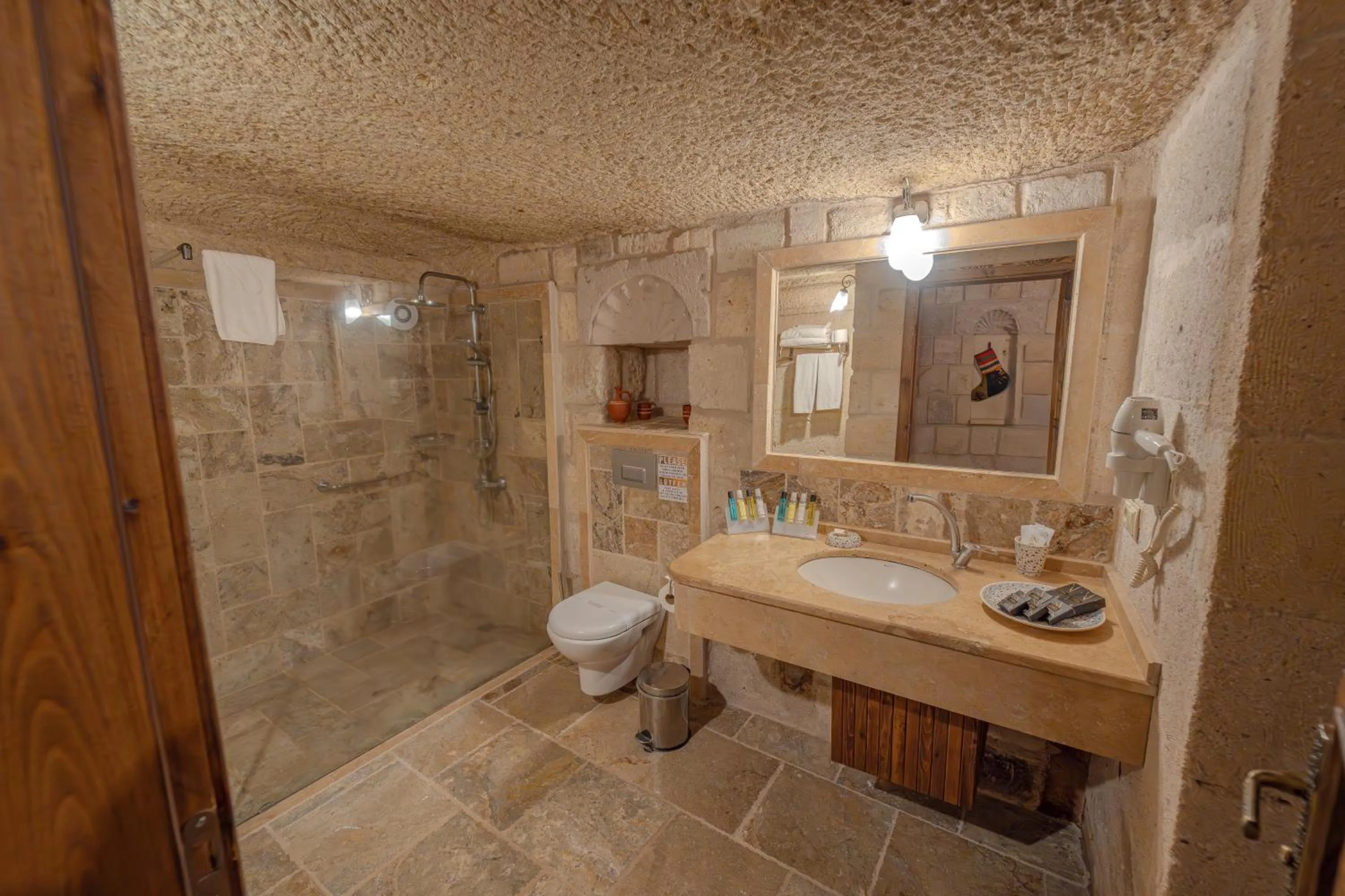 Shower in Zara Cave Hotel