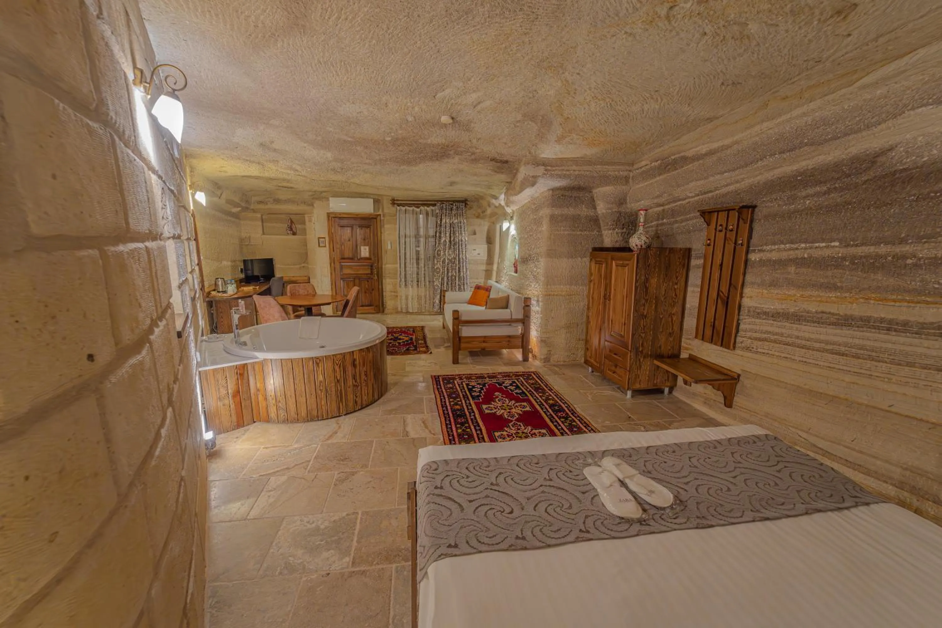 Bed in Zara Cave Hotel