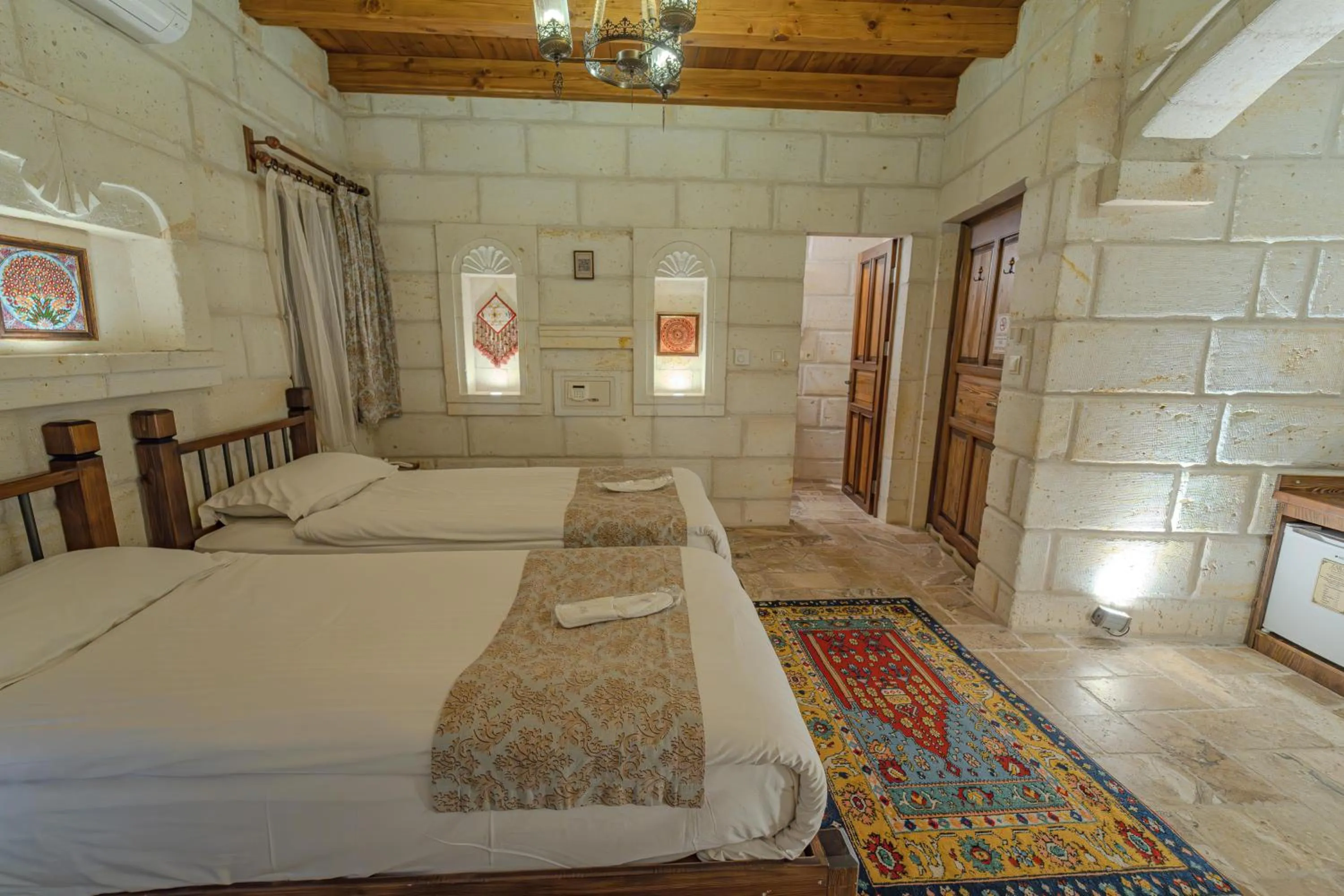 Bed in Zara Cave Hotel