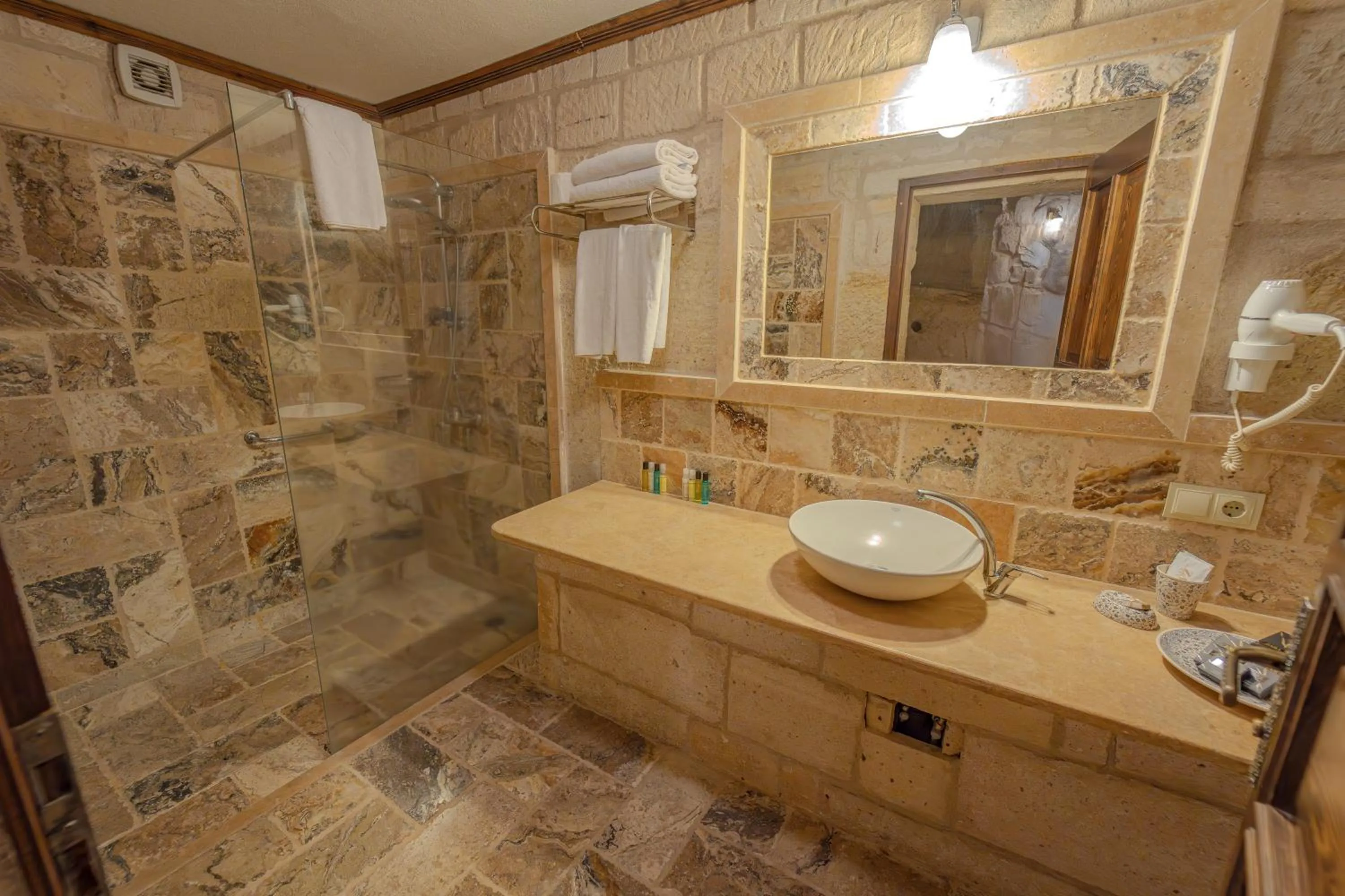 Shower in Zara Cave Hotel