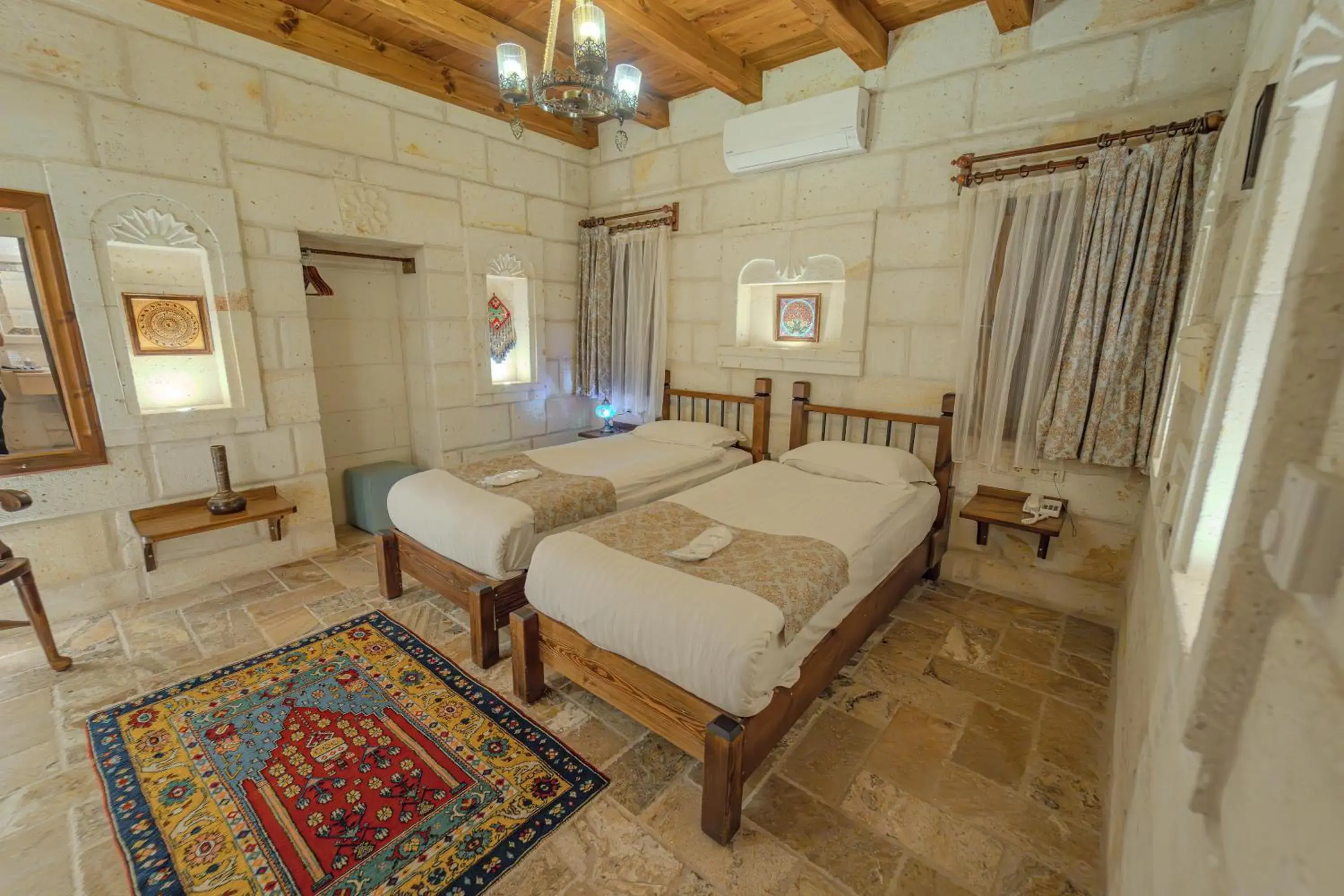 Twin Stone Room in Zara Cave Hotel Twin Stone Room in Zara Cave Hotel