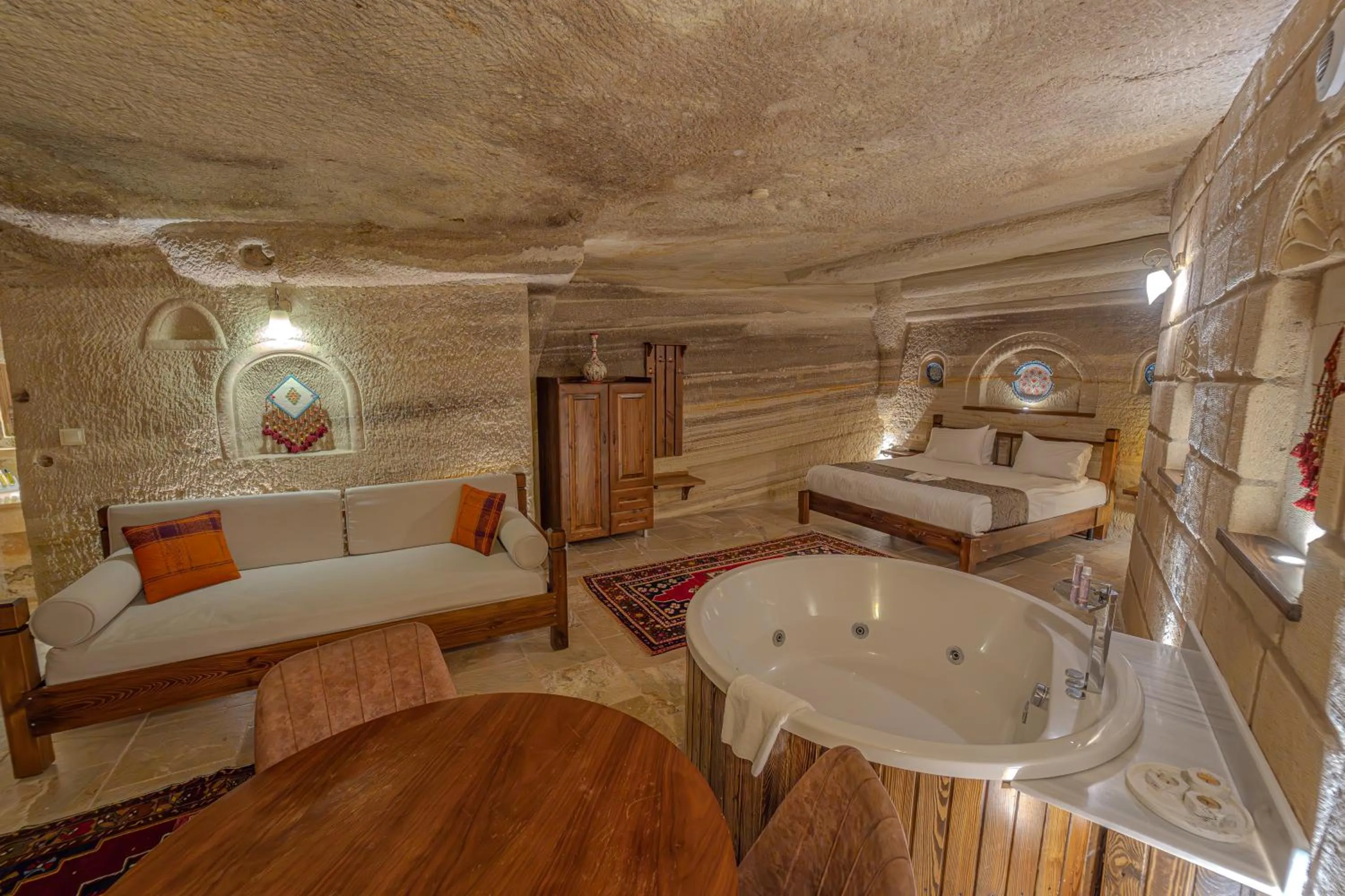 Bed in Zara Cave Hotel