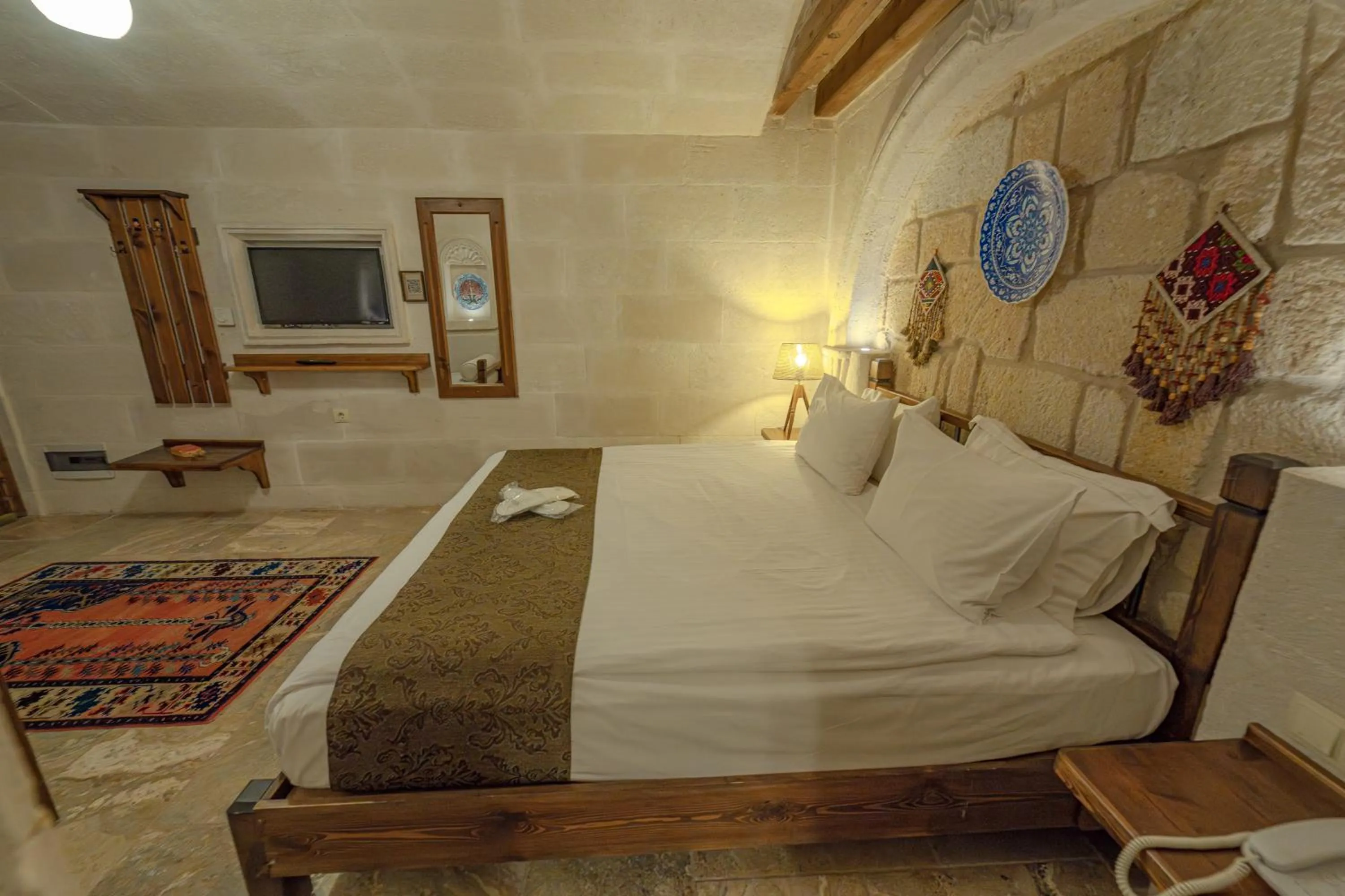 Bed in Zara Cave Hotel