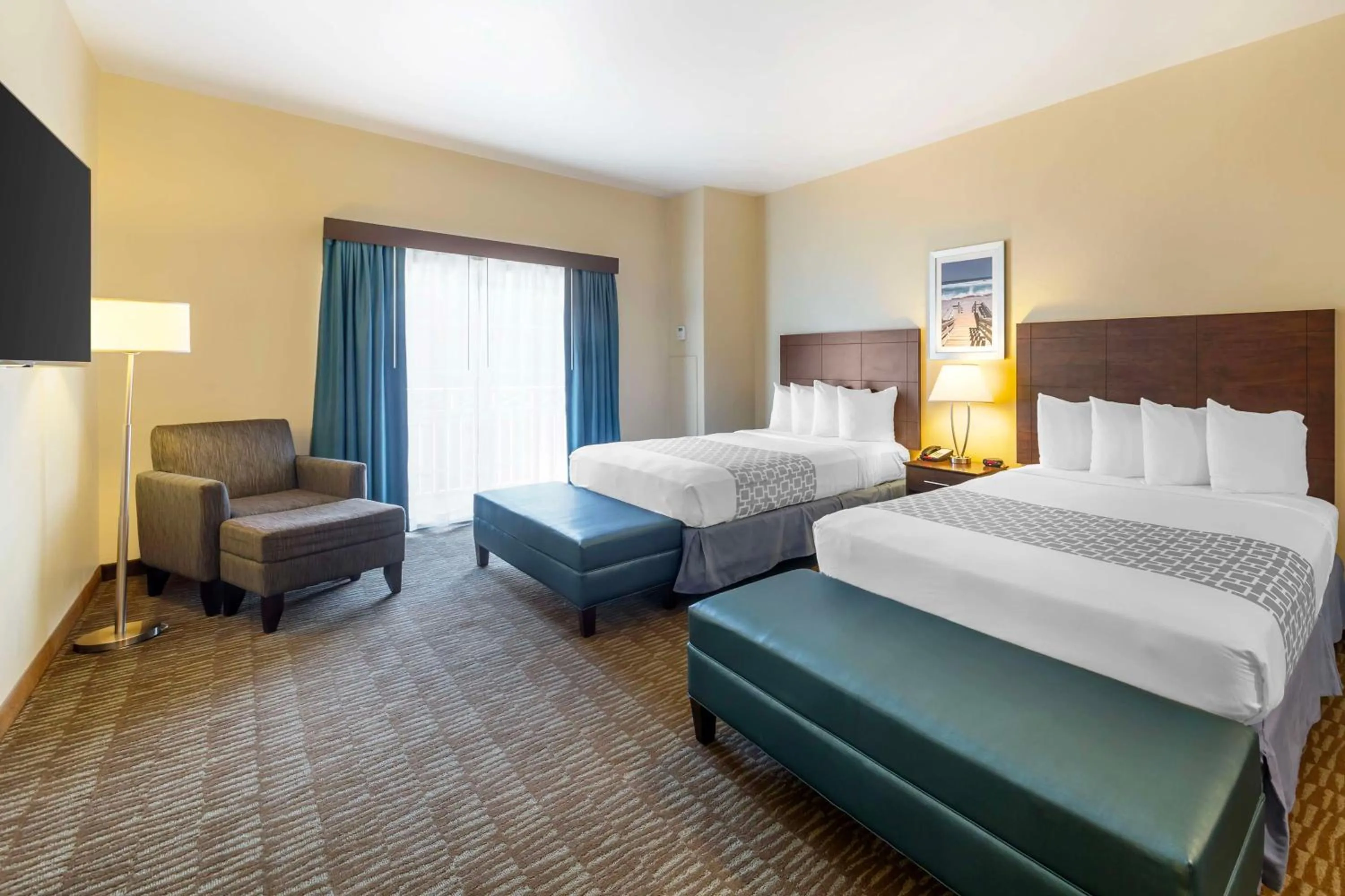 Bedroom, Bed in Best Western Naples Plaza Hotel