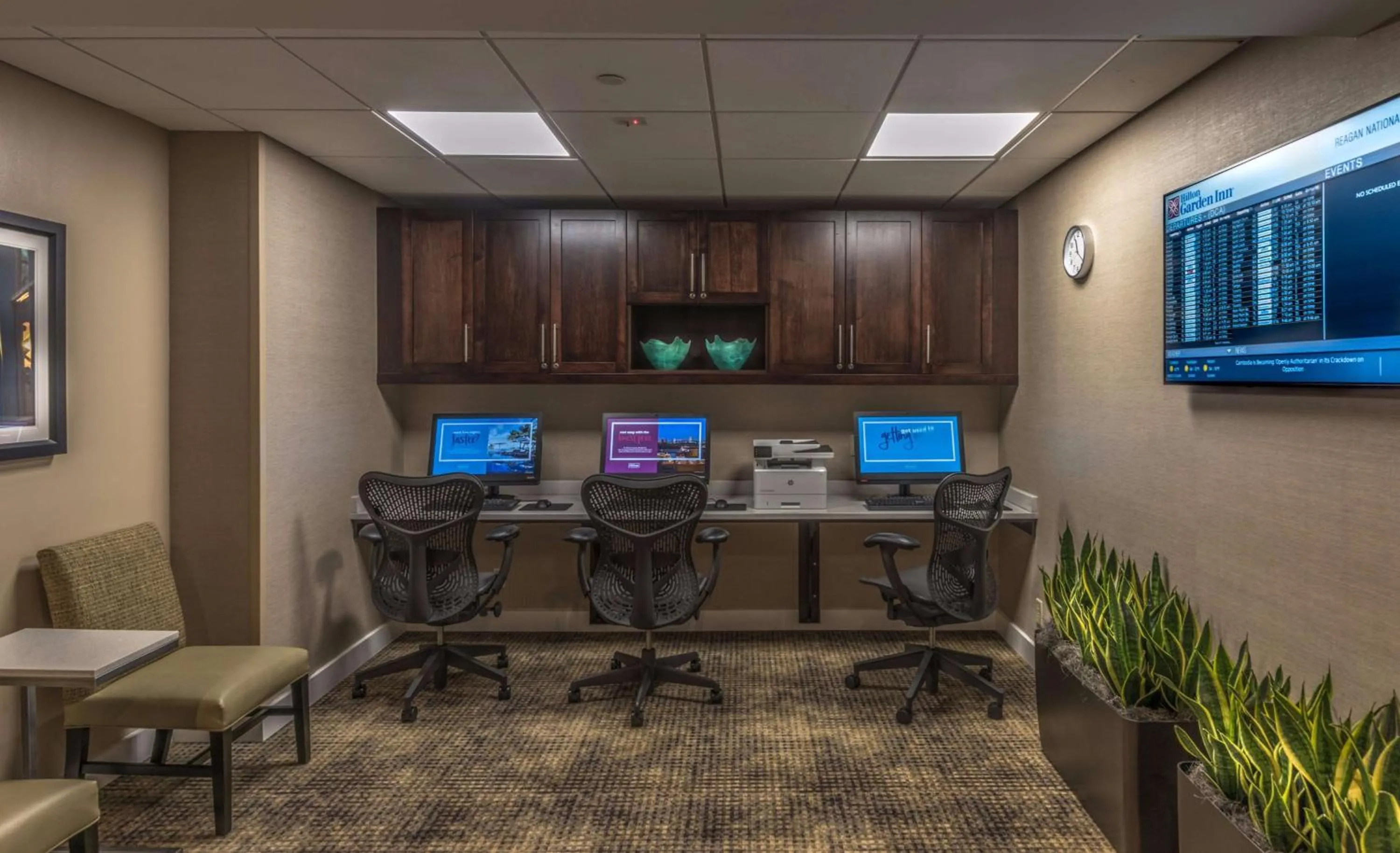 Business facilities in Hilton Garden Inn Reagan National Airport