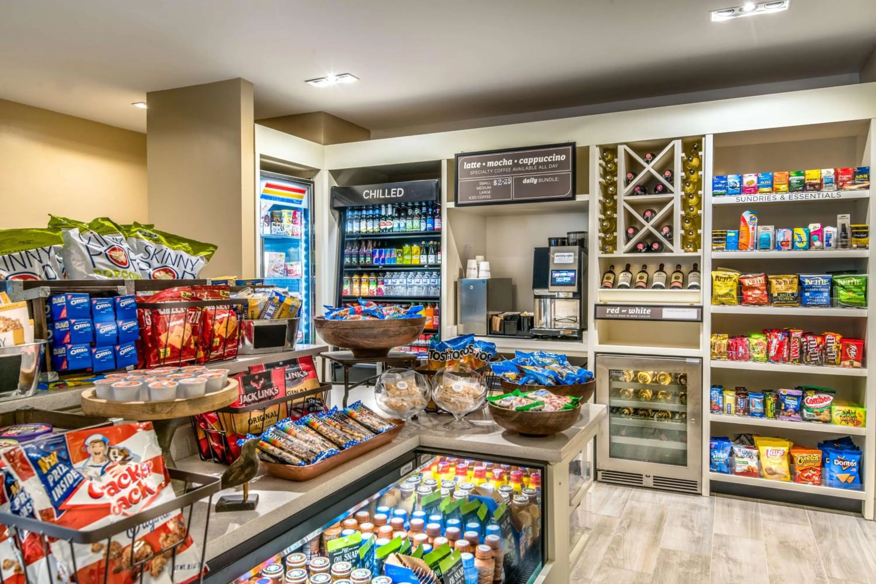 Restaurant/places to eat in Hilton Garden Inn Reagan National Airport