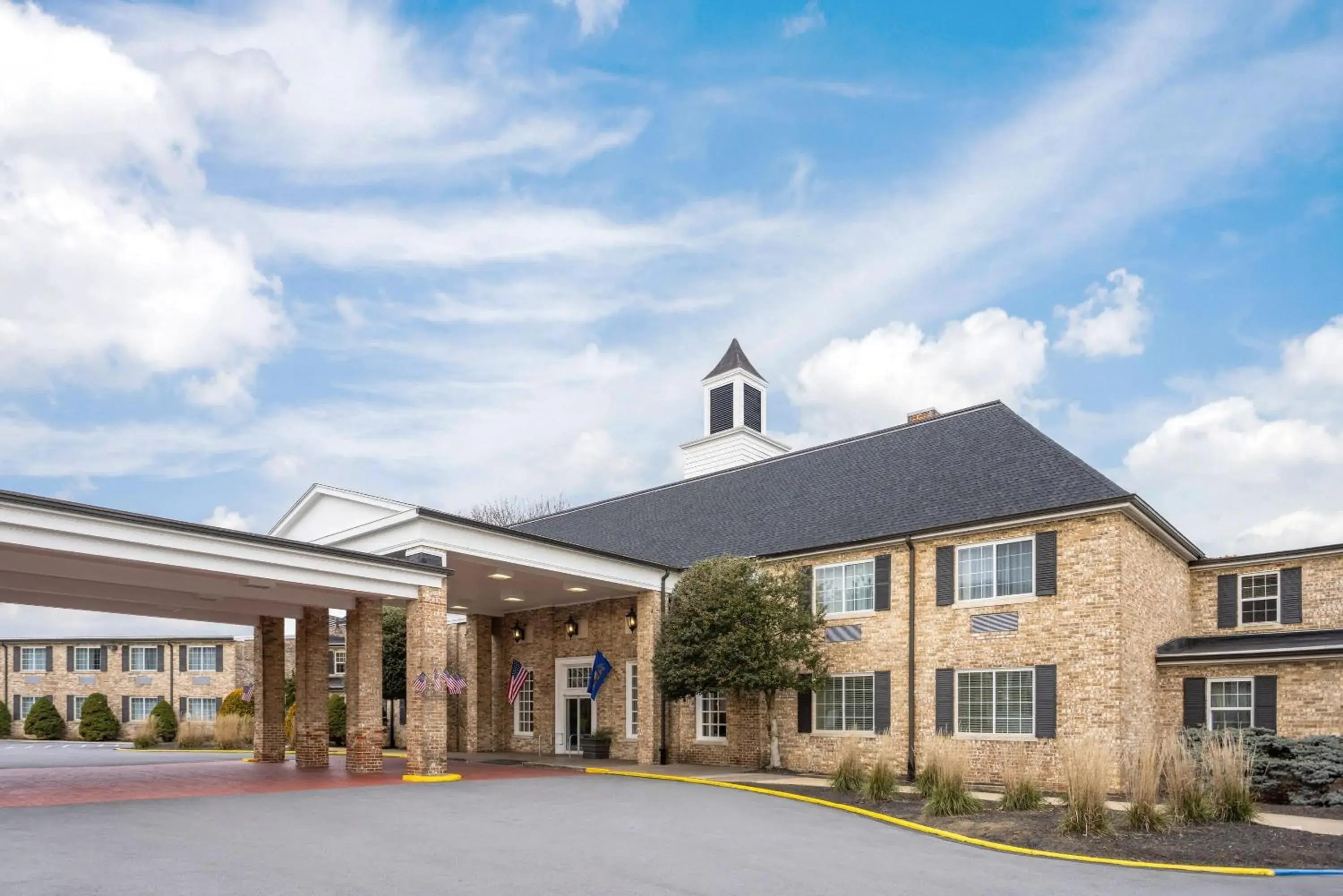 Property building in Penn Harris Hotel Harrisburg, Trademark by Wyndham Property building in Penn Harris Hotel Harrisburg, Trademark by Wyndham