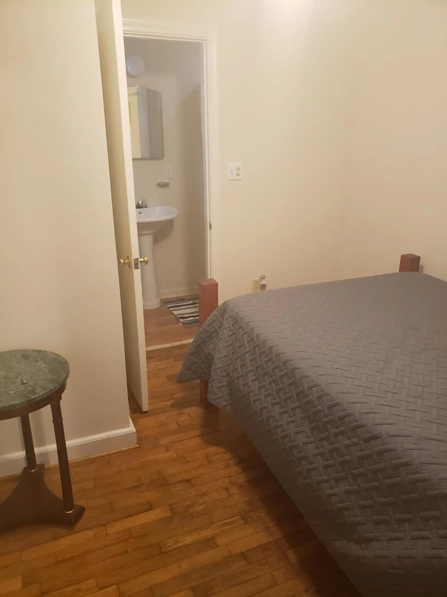 Anna's place