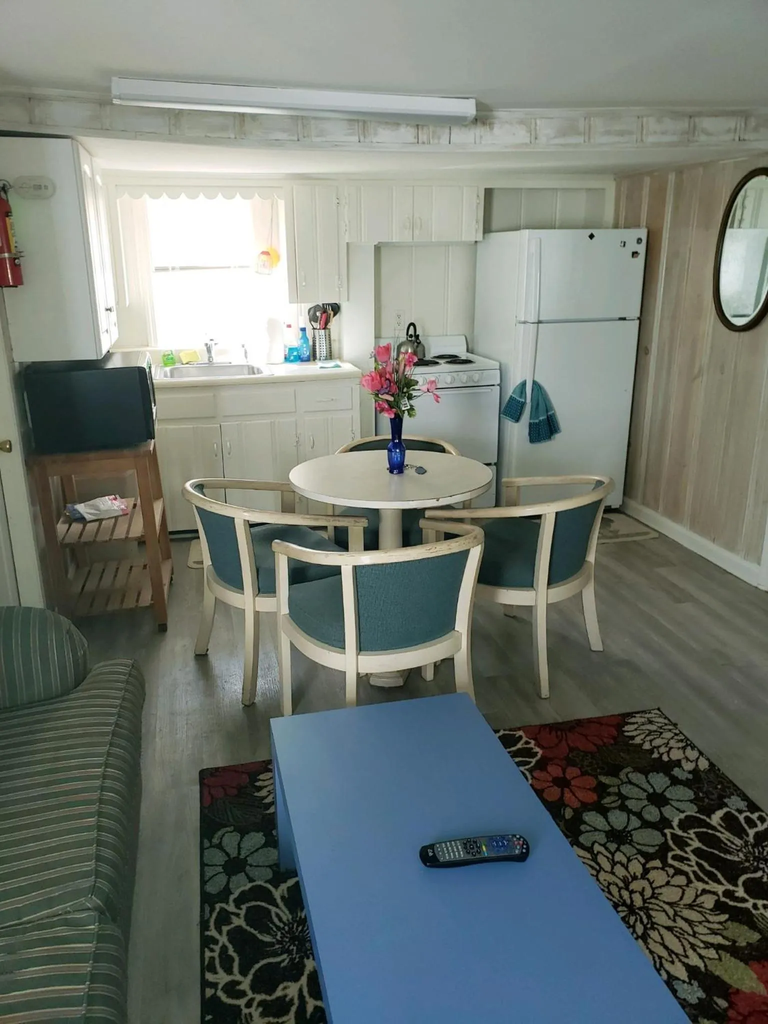 Anna's place