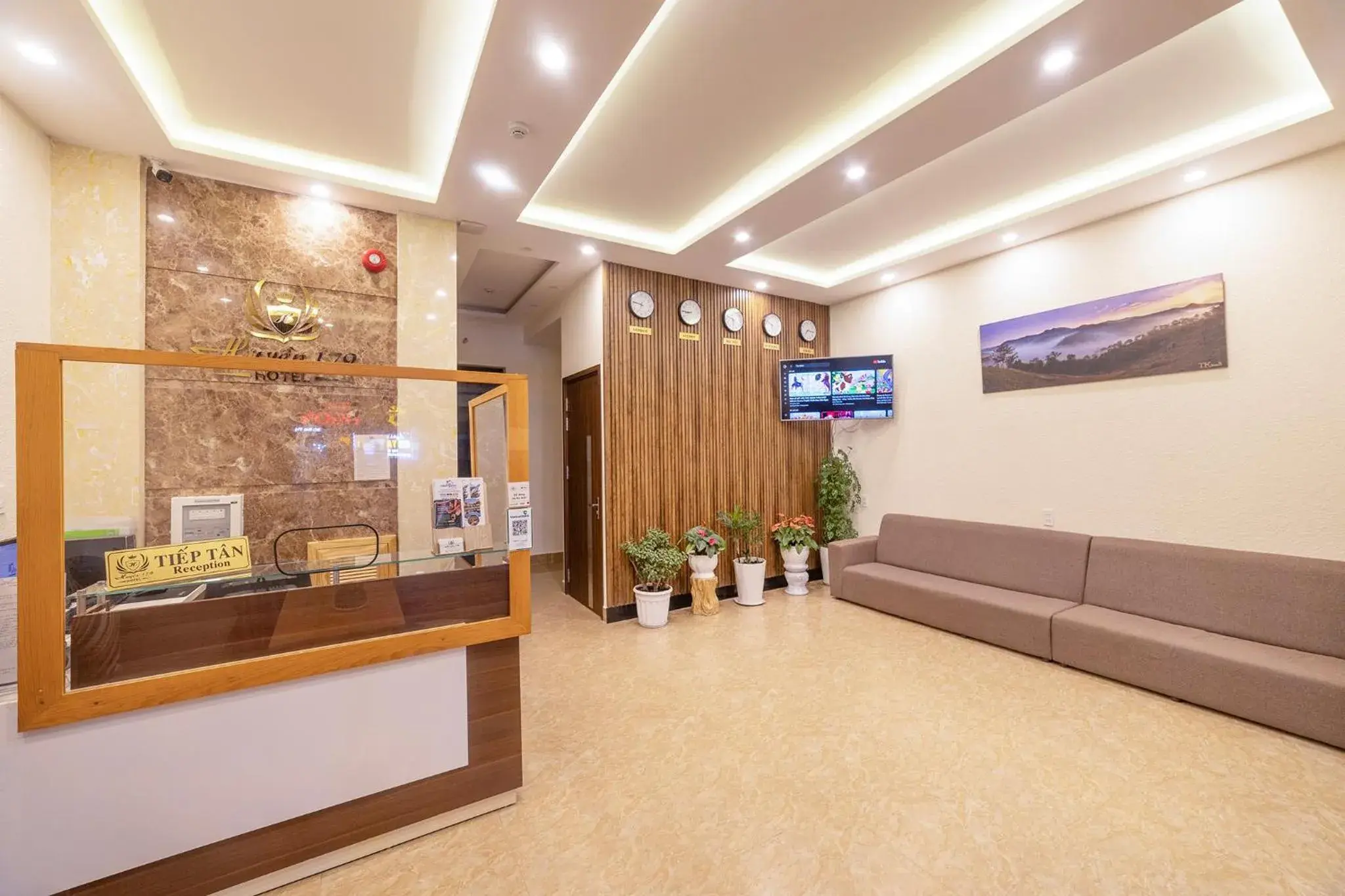 Property building in Huyền 179 Property building in Huyền 179