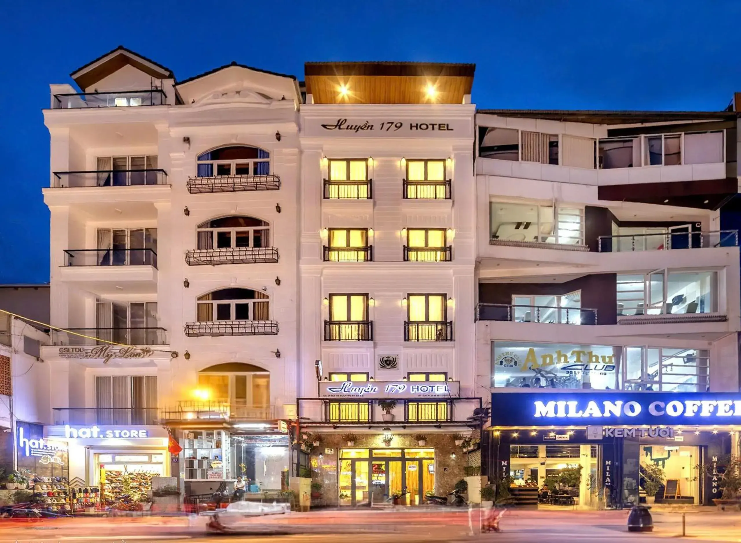 Property building in Huyền 179 Property building in Huyền 179