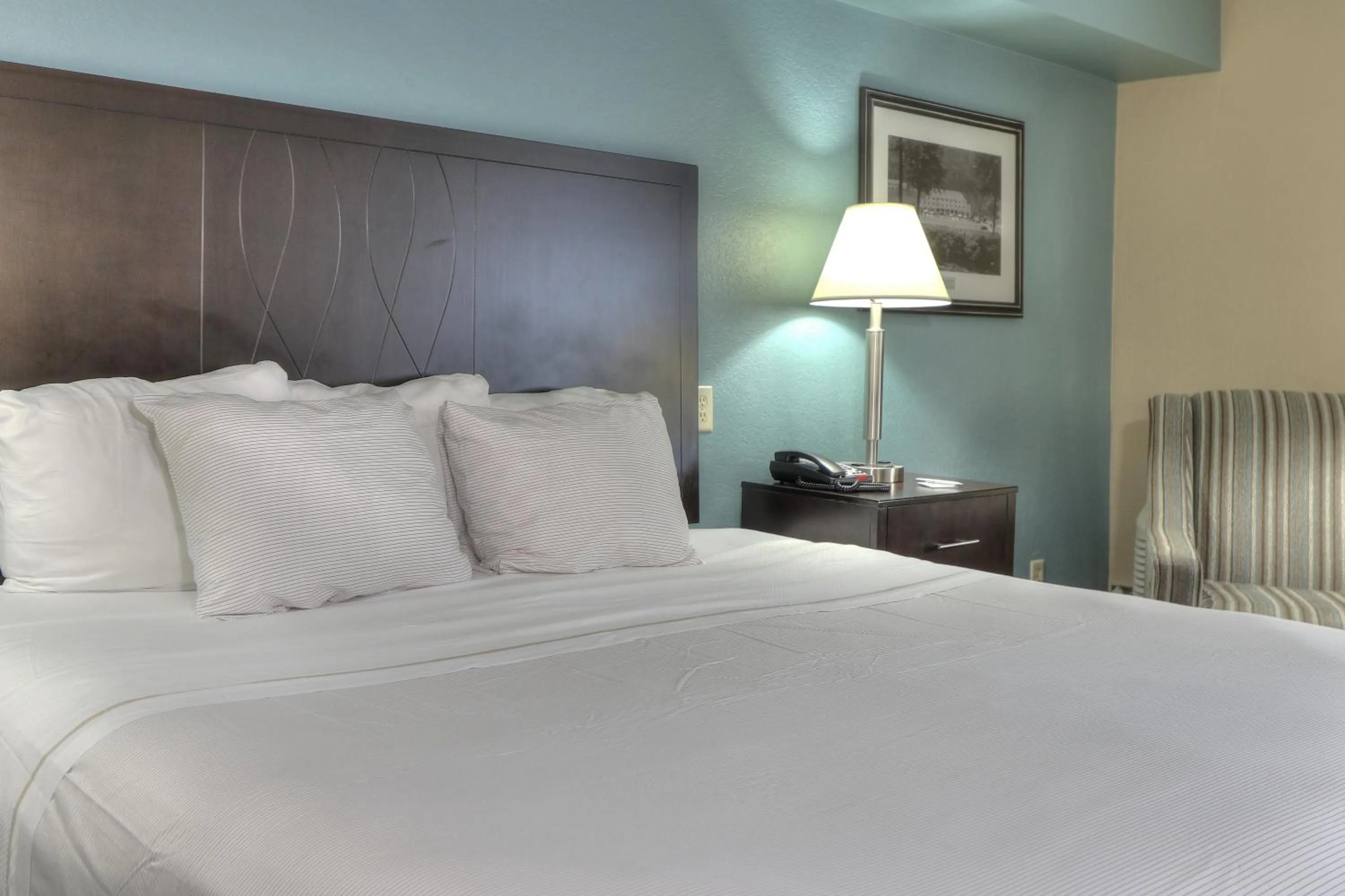 Bed in Greystone Lodge on the River