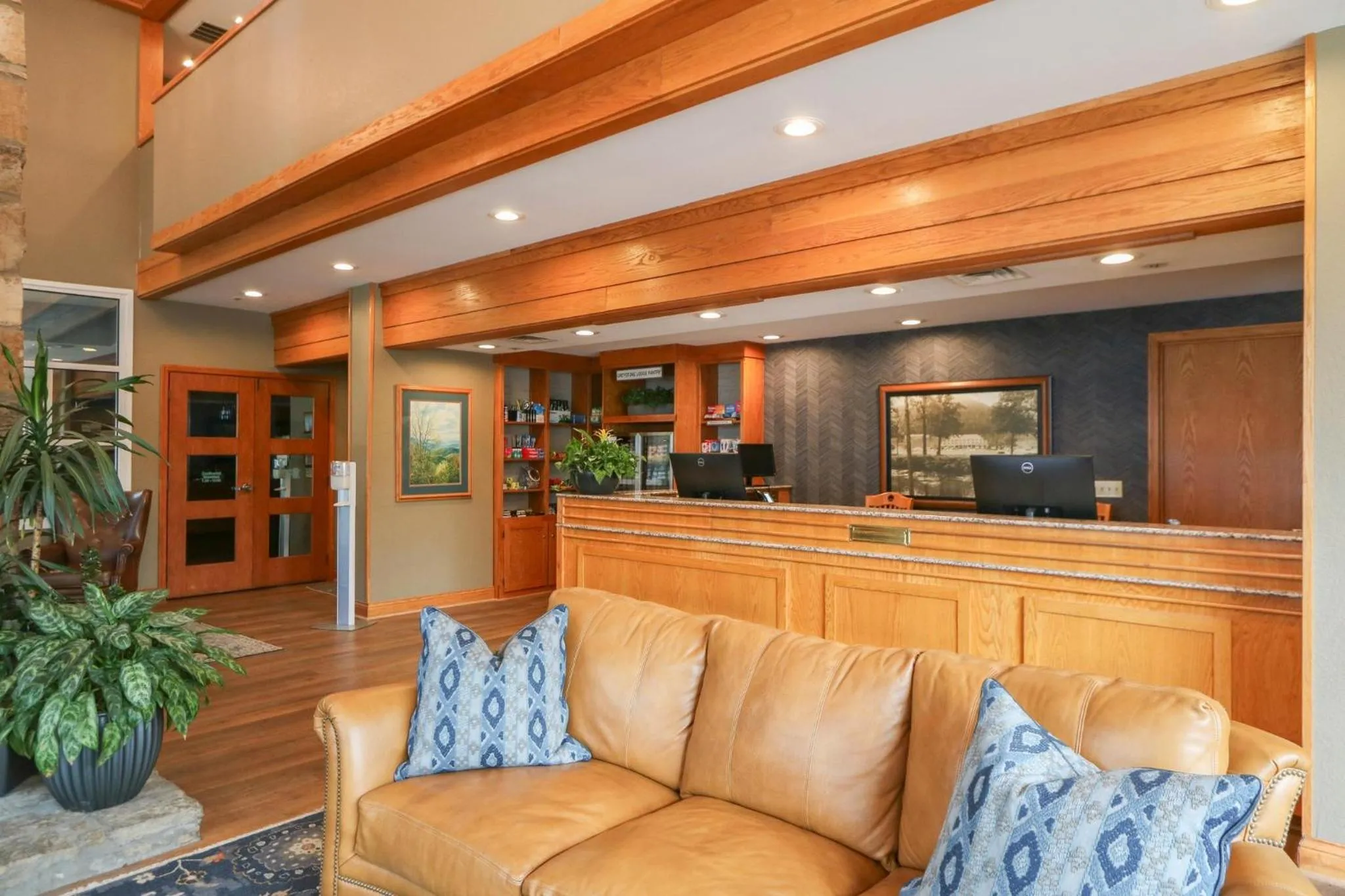 Lobby or reception in Greystone Lodge on the River