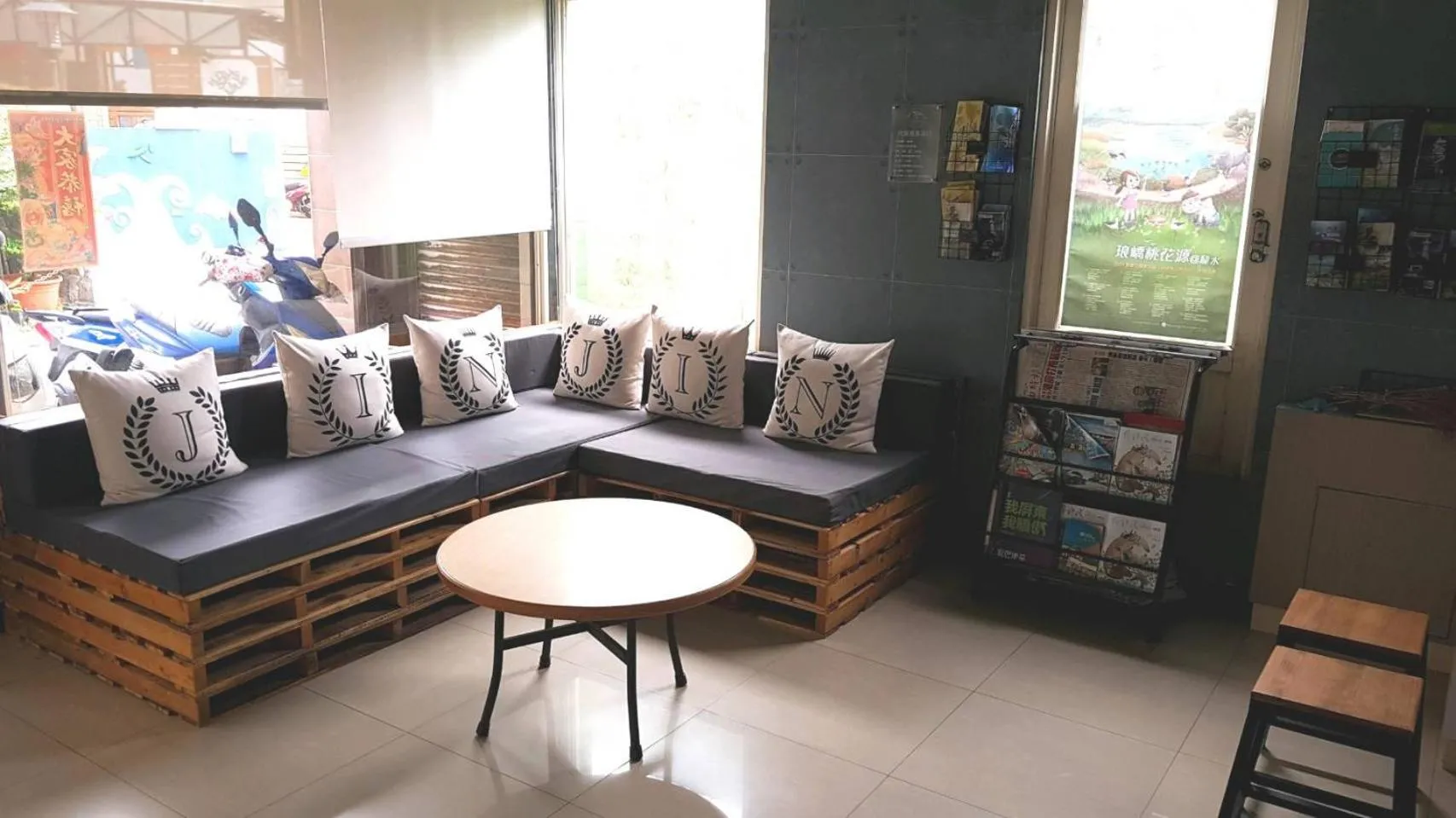 Kenting Jinjin Music Inn