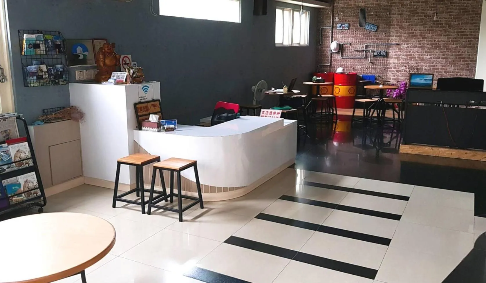 Kenting Jinjin Music Inn