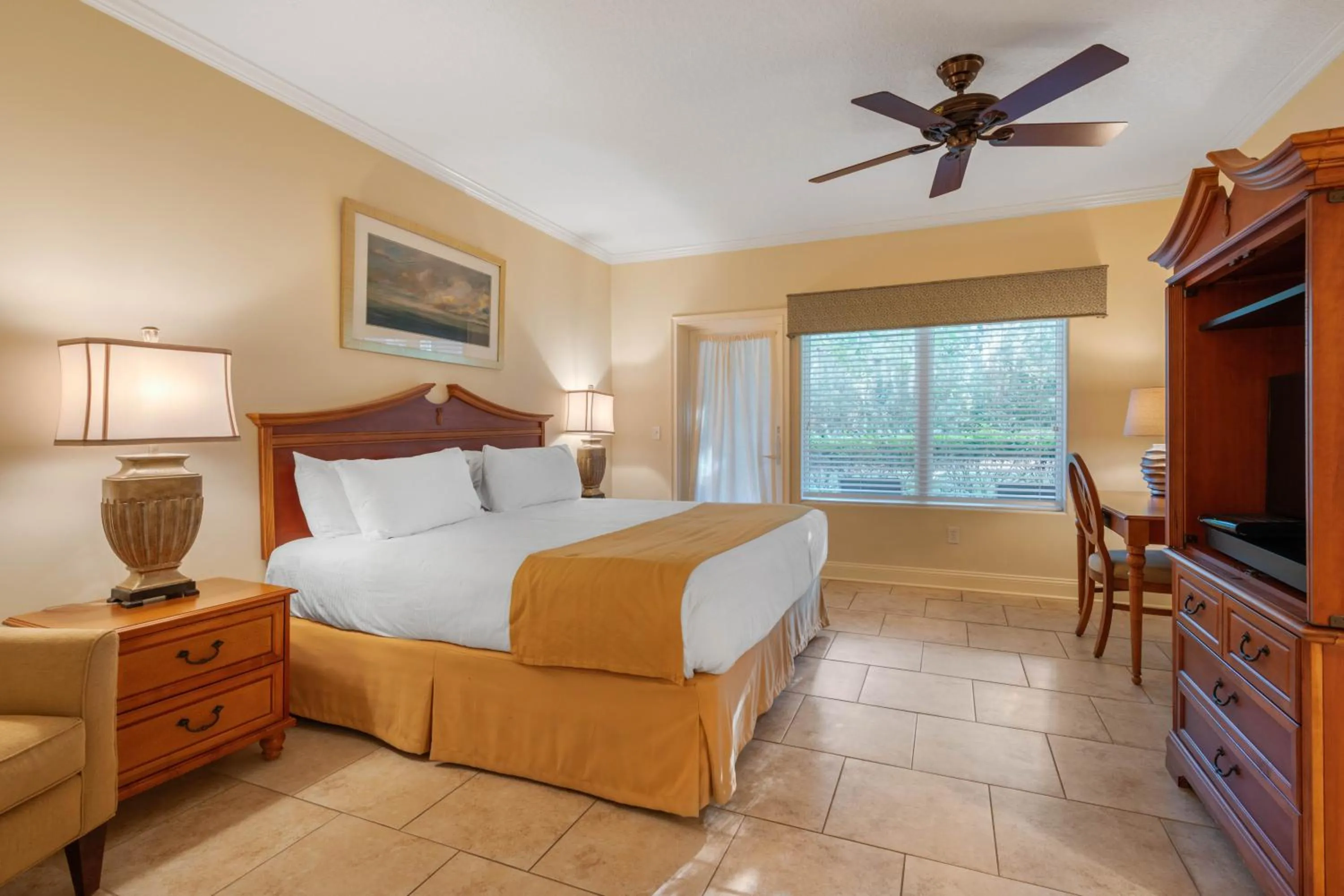 Photo of the whole room, Bed in Villas Of Amelia Island