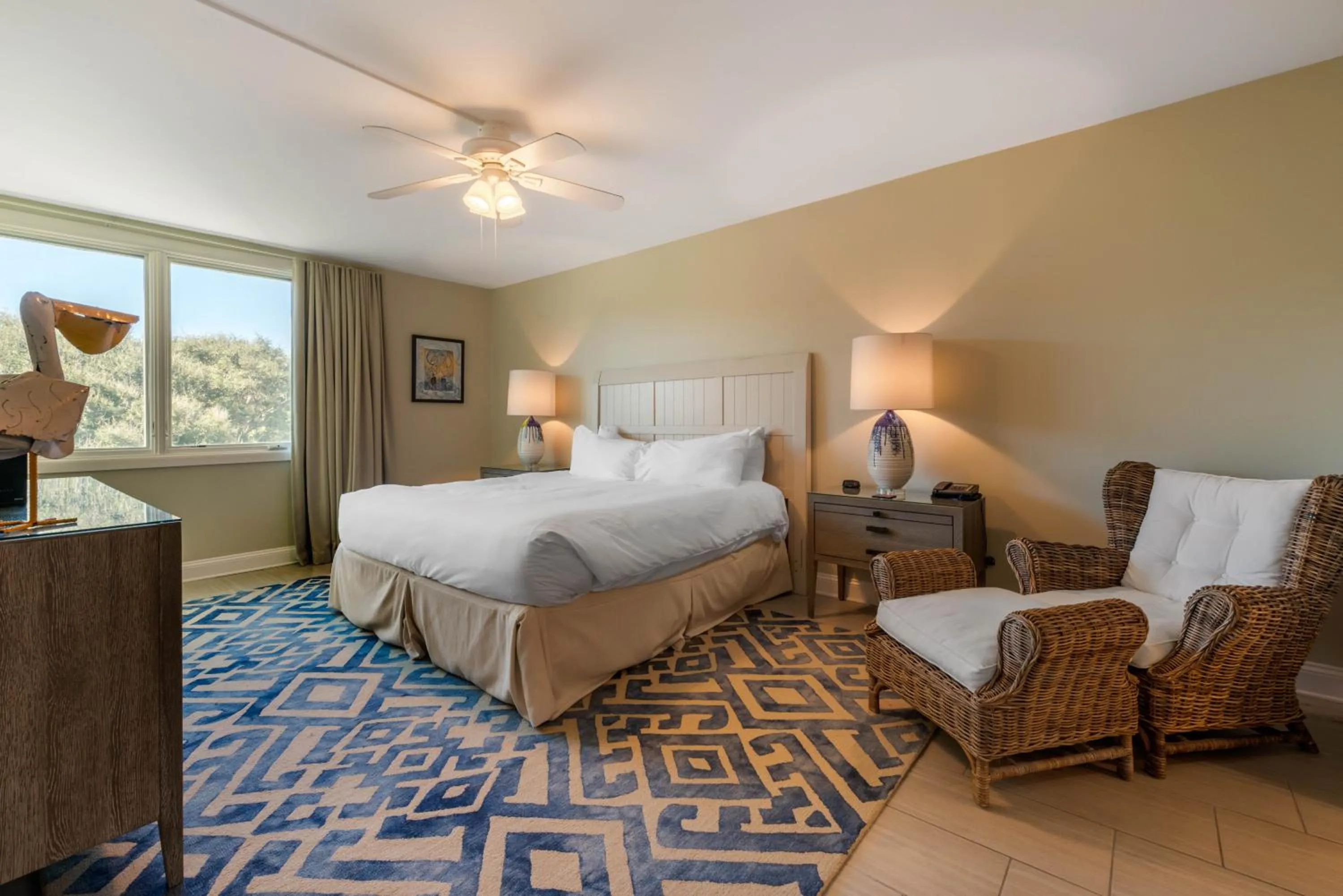 Photo of the whole room, Bed in Villas Of Amelia Island