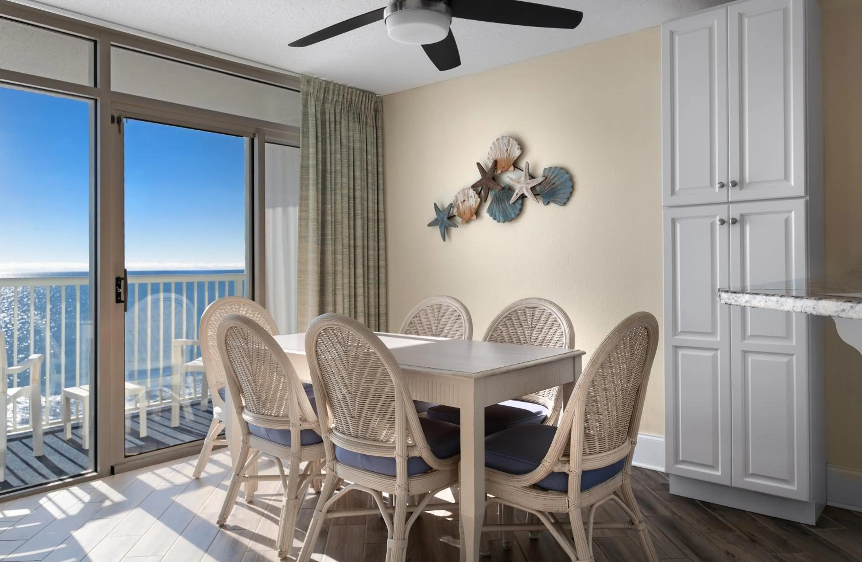 Dining area in Sea Watch Resort