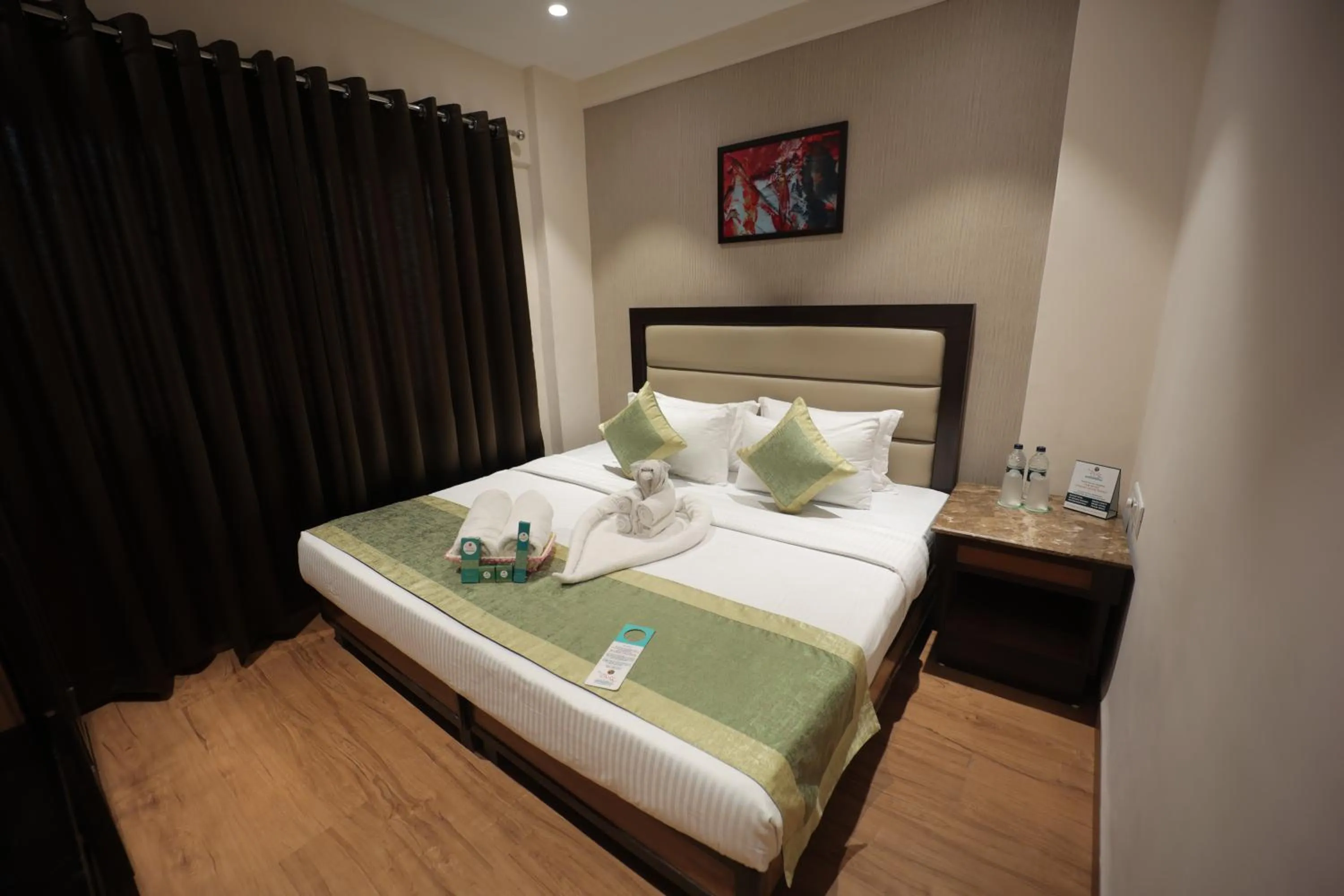 Bed in The Byke Studio Pure Veg Apartment, Thane