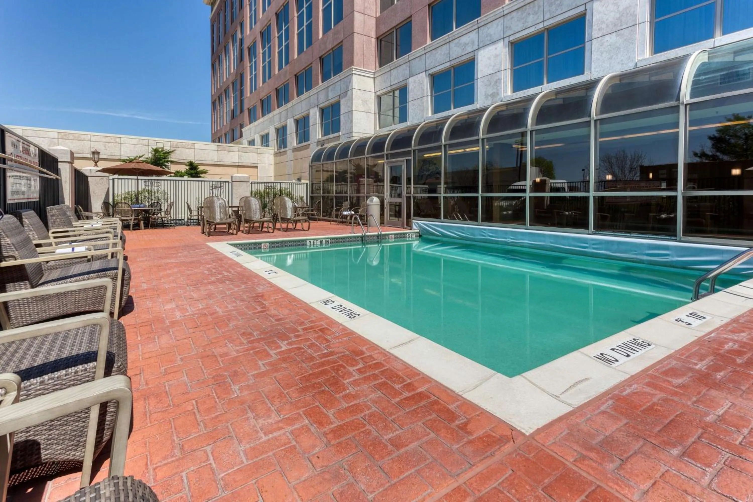 Activities in Drury Plaza Hotel St. Louis Chesterfield