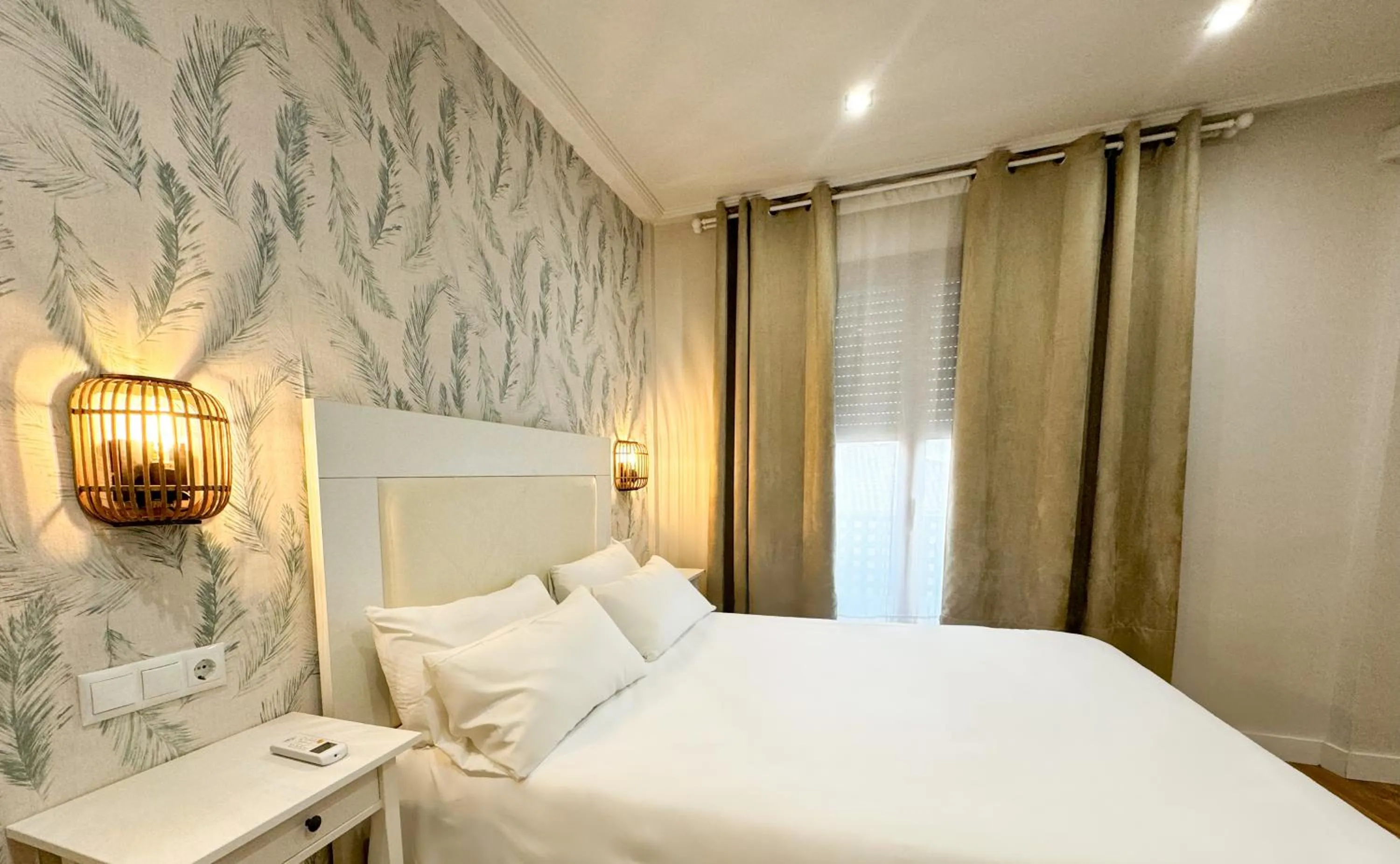 Bed in Hotel Plaza Mayor