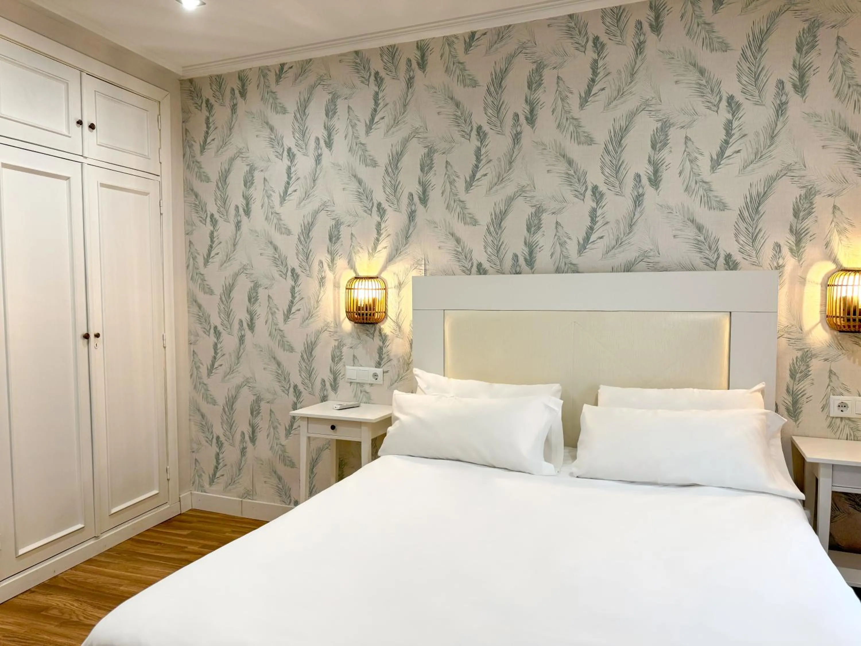 Bed in Hotel Plaza Mayor