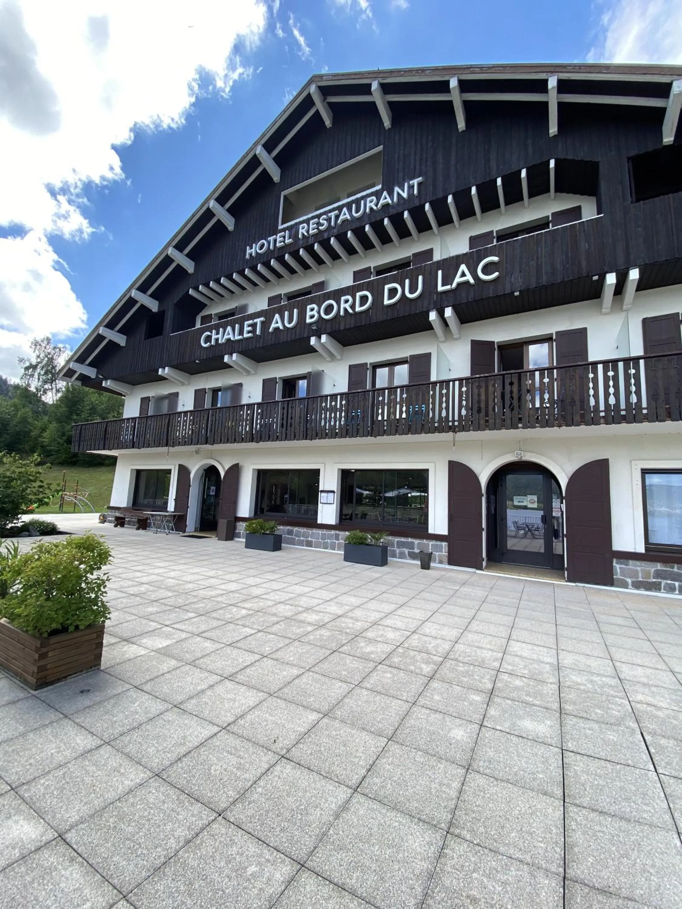 Hotel Restaurant Le Chalet au bord du lac