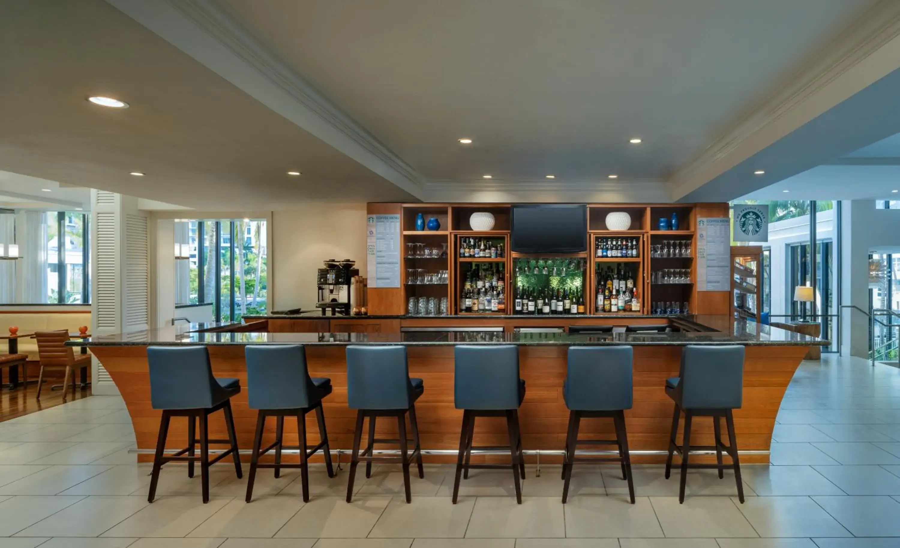 Lounge or bar in Hyatt Regency Sarasota Lounge or bar in Hyatt Regency Sarasota