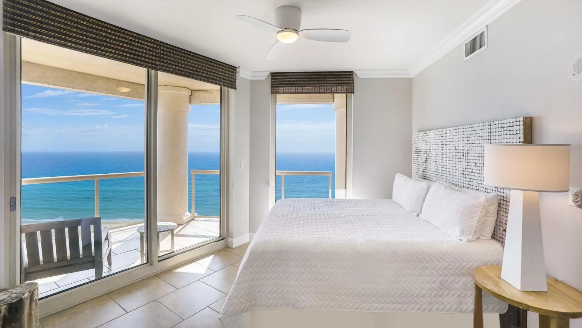 Bedroom, Bed in Portofino Island Resort