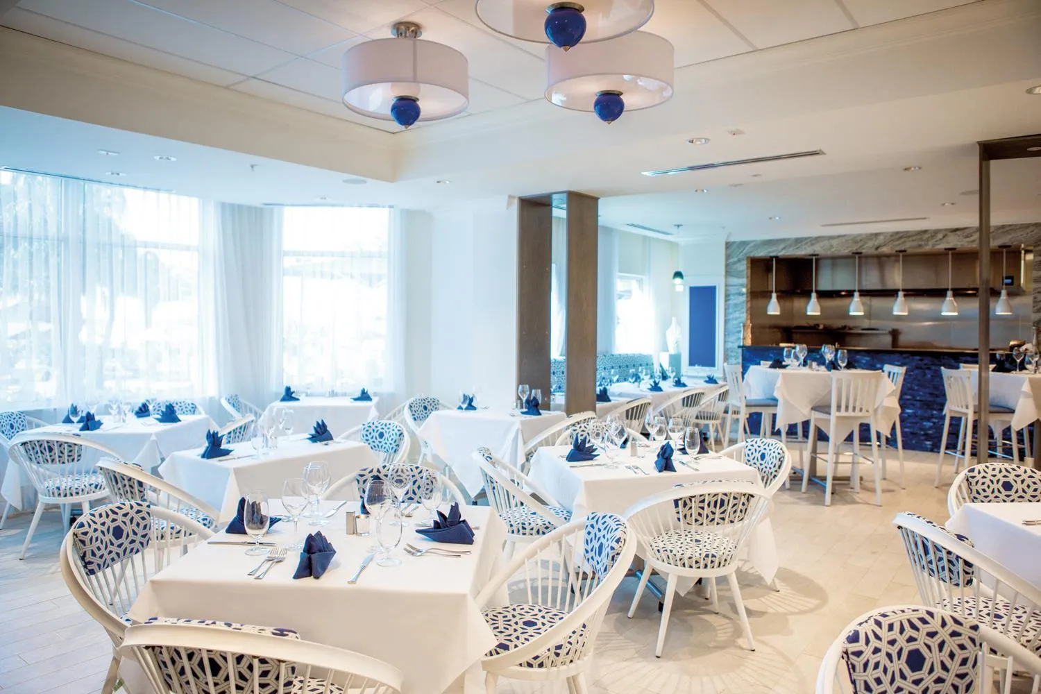 Restaurant/places to eat in Portofino Island Resort