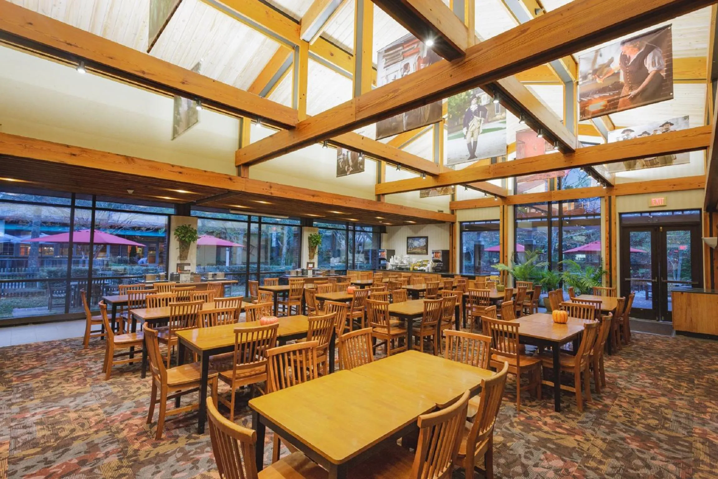 Buffet breakfast in Williamsburg Woodlands Hotel & Suites, an official Colonial Williamsburg Hotel