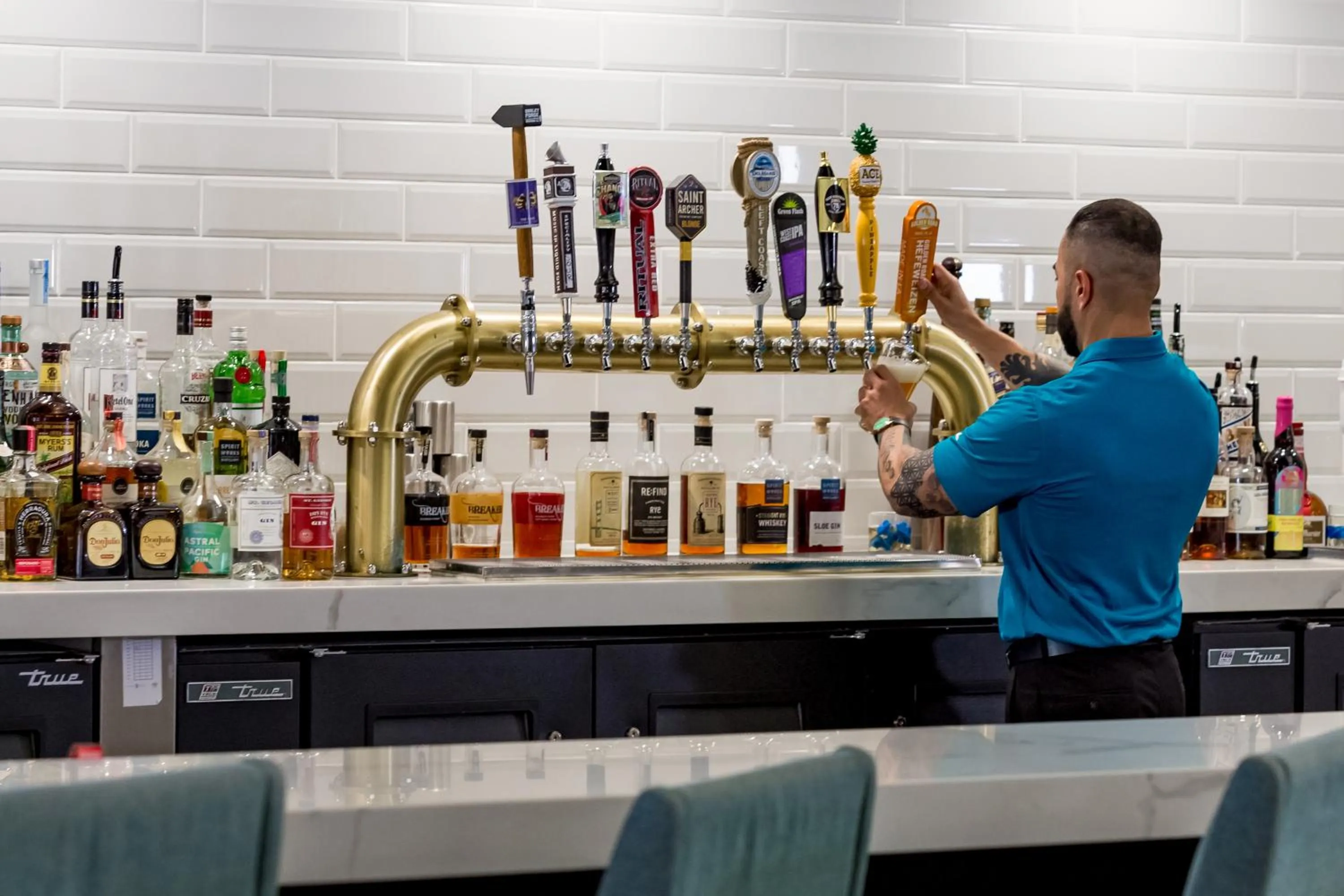 Alcoholic drinks in Anaheim Hotel