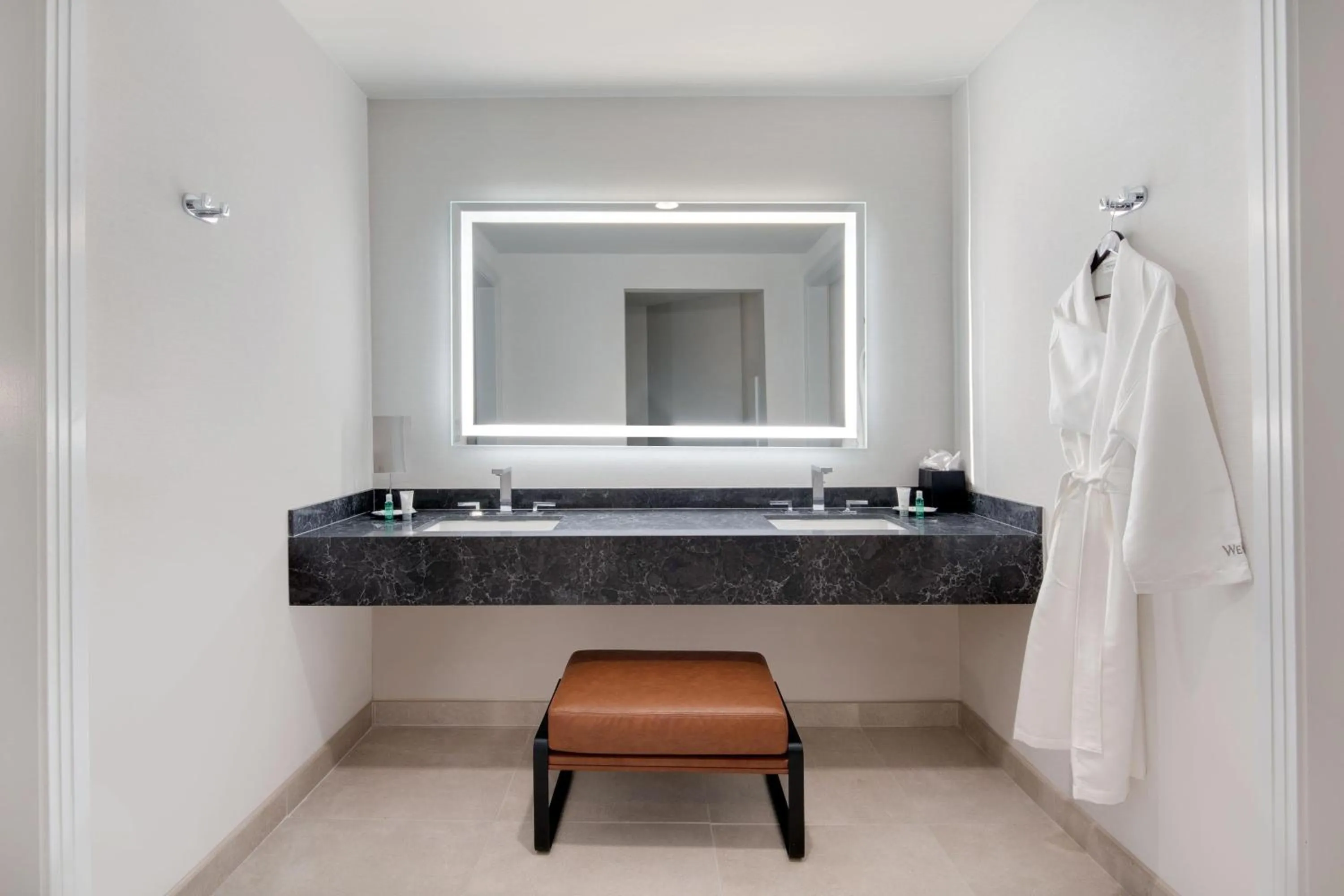 Photo of the whole room in The Westin Dallas Stonebriar Golf Resort & Spa