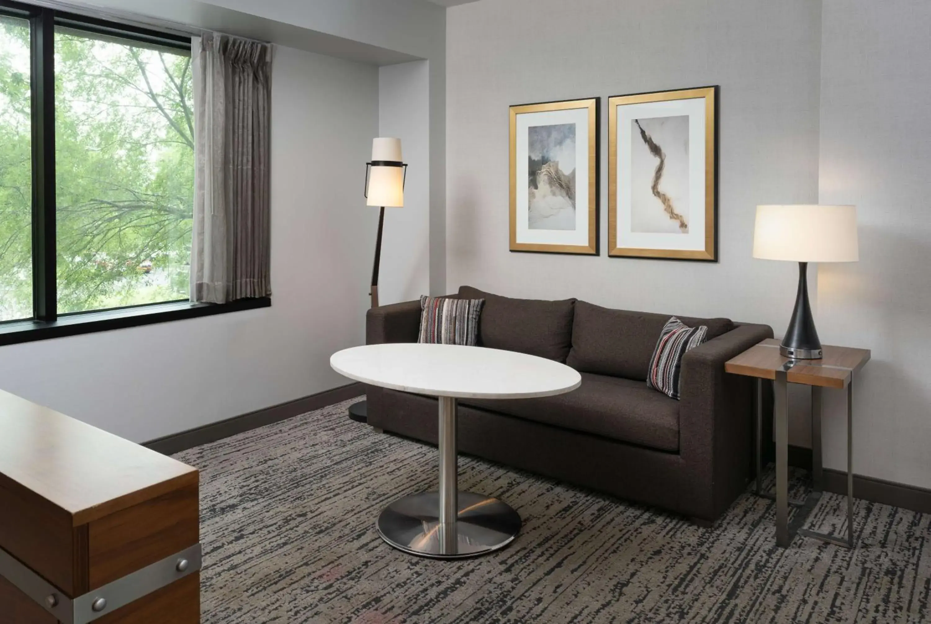 Living room in Hilton Fairfax, Va Living room in Hilton Fairfax, Va