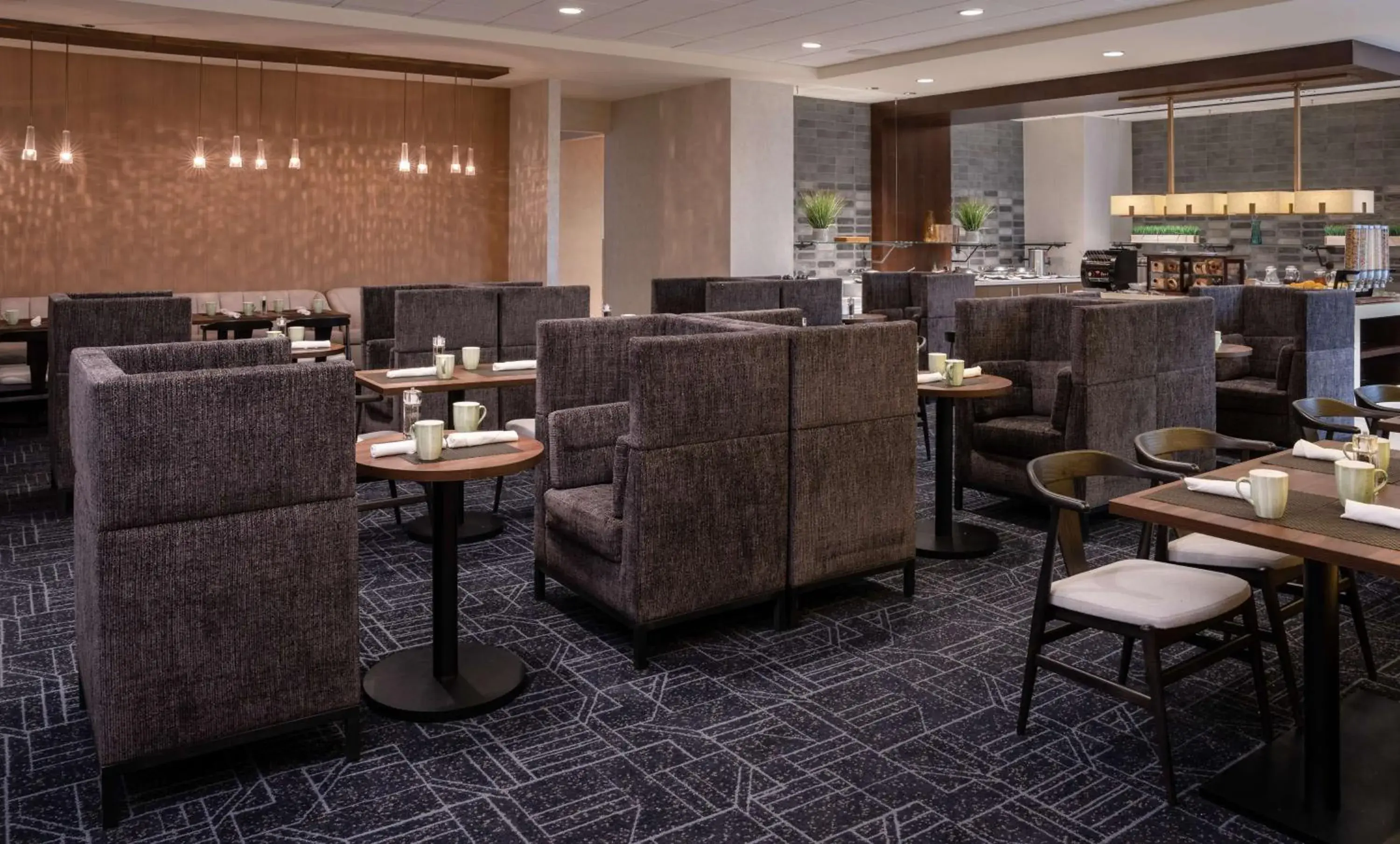 Restaurant/places to eat in Hilton Fairfax, Va Restaurant/places to eat in Hilton Fairfax, Va
