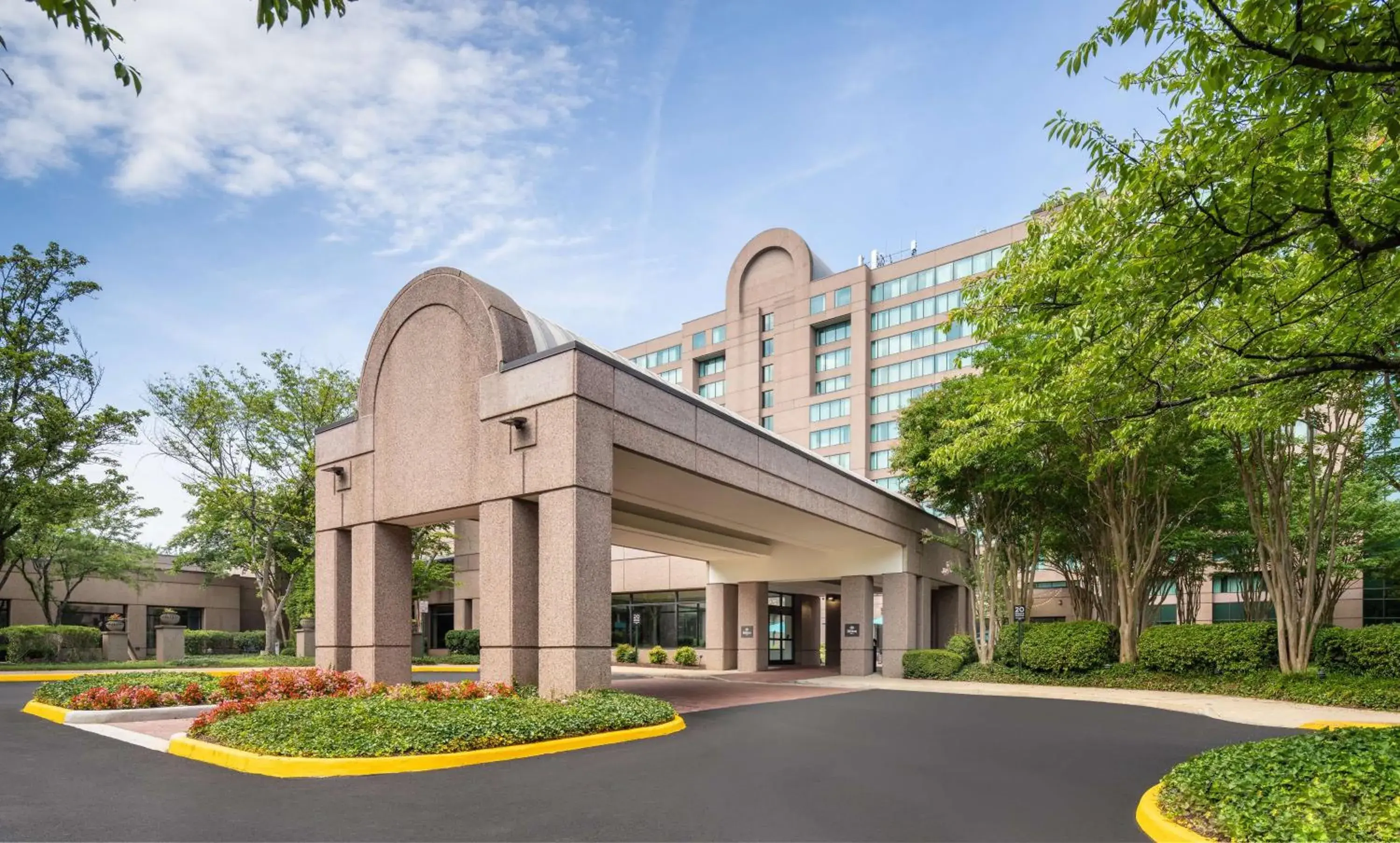 Property building in Hilton Fairfax, Va Property building in Hilton Fairfax, Va
