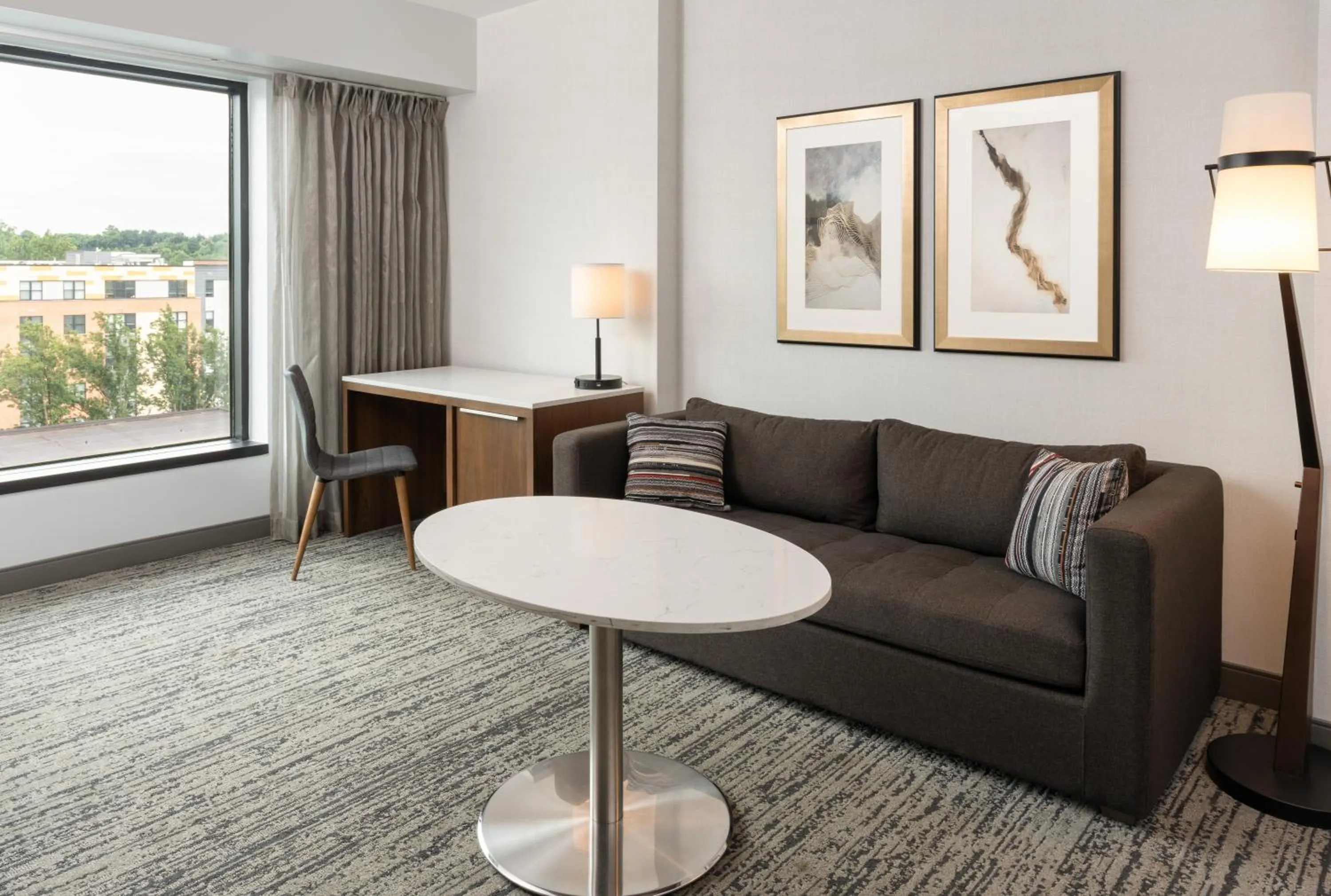 Seating area in Hilton Fairfax, Va