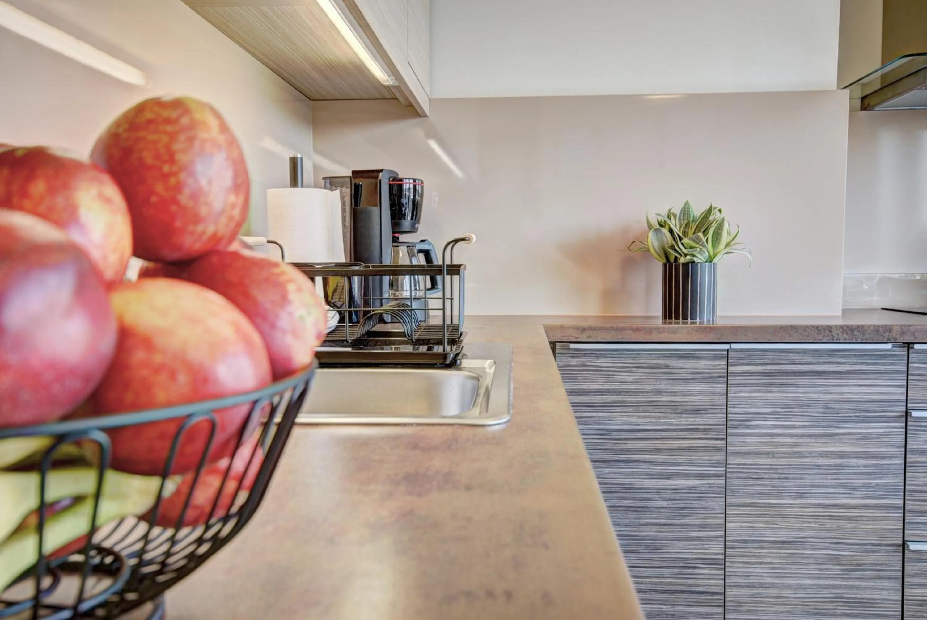 Kitchen or kitchenette in HelApart - Foka