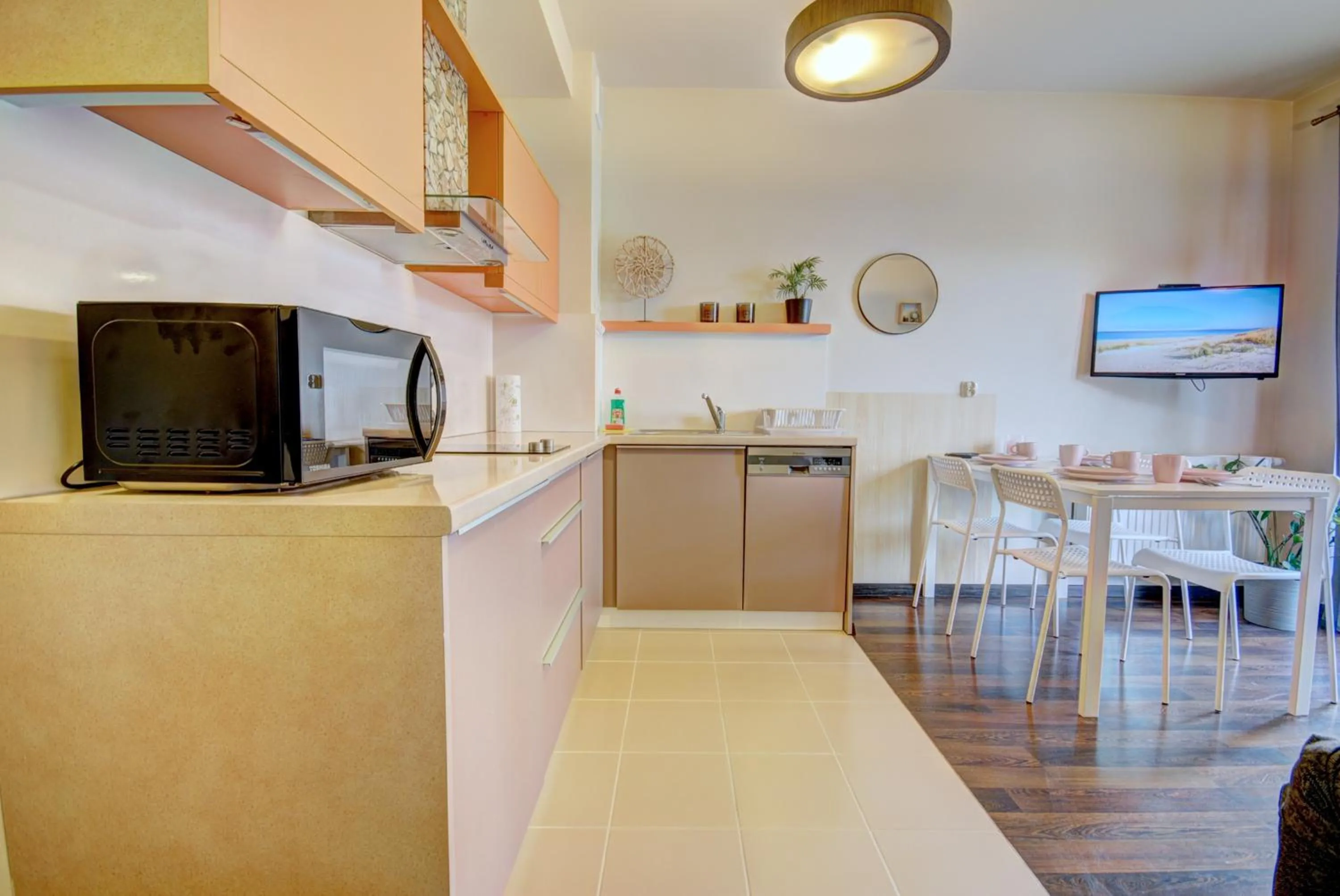 Kitchen or kitchenette in HelApart - Foka