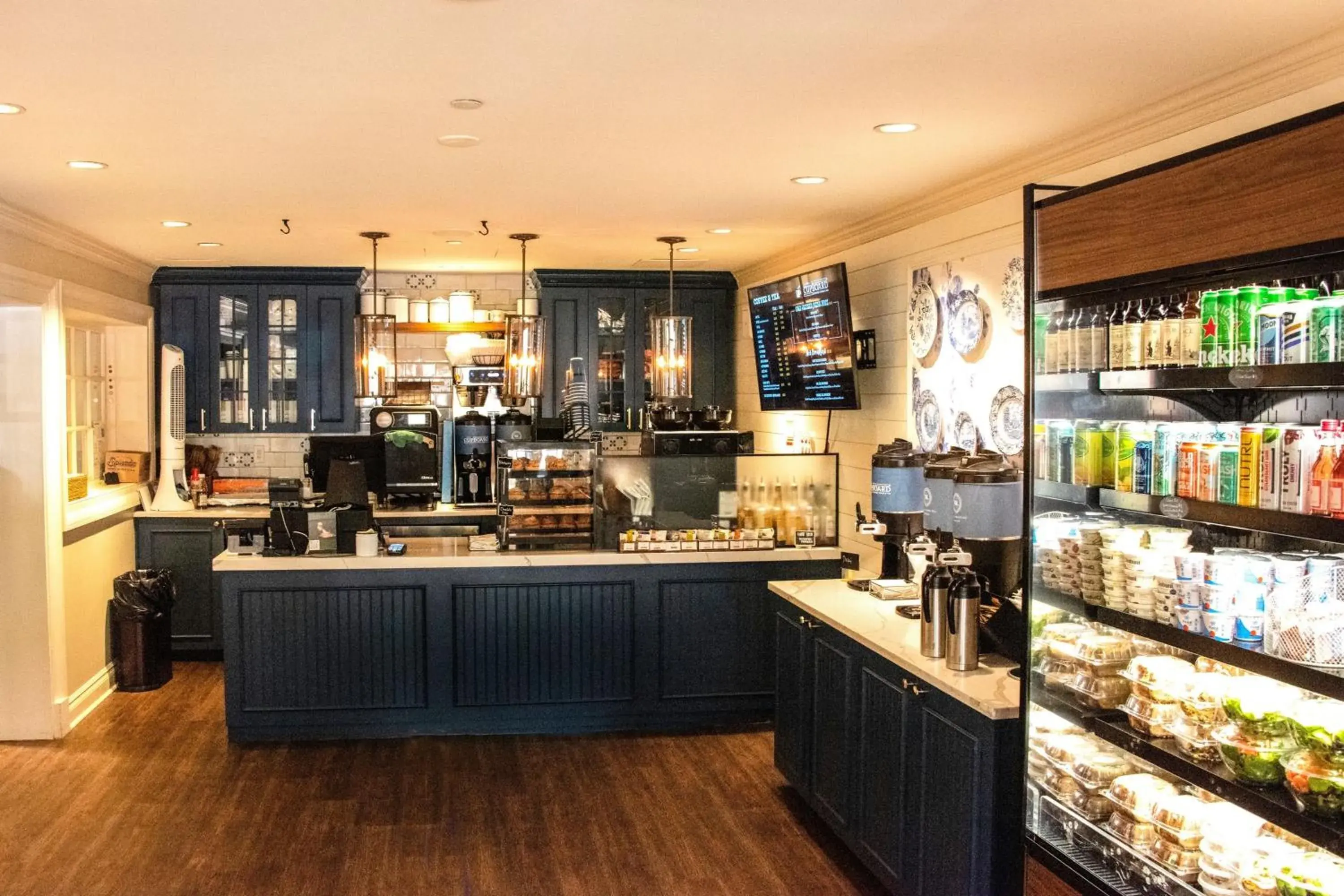 Restaurant/places to eat in Williamsburg Lodge, Autograph Collection Restaurant/places to eat in Williamsburg Lodge, Autograph Collection