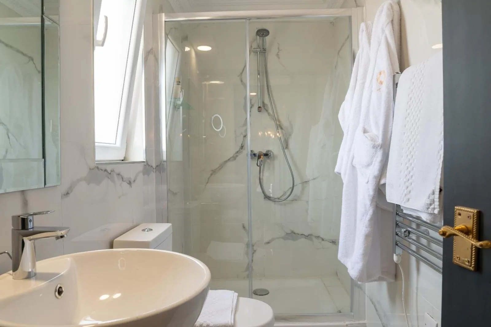 Julina Boutique Living