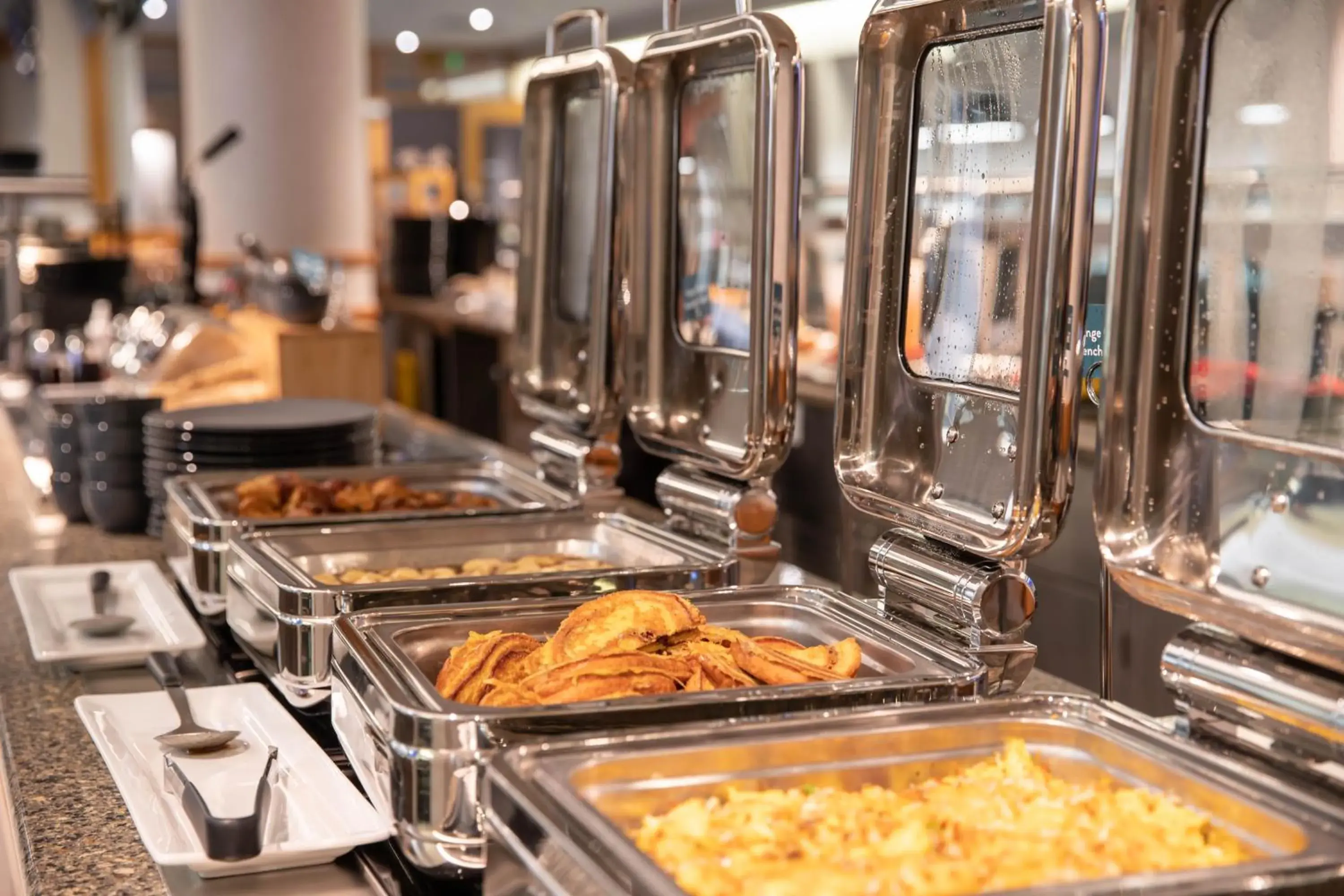 Breakfast in Radisson Plaza Hotel at Kalamazoo Center Breakfast in Radisson Plaza Hotel at Kalamazoo Center