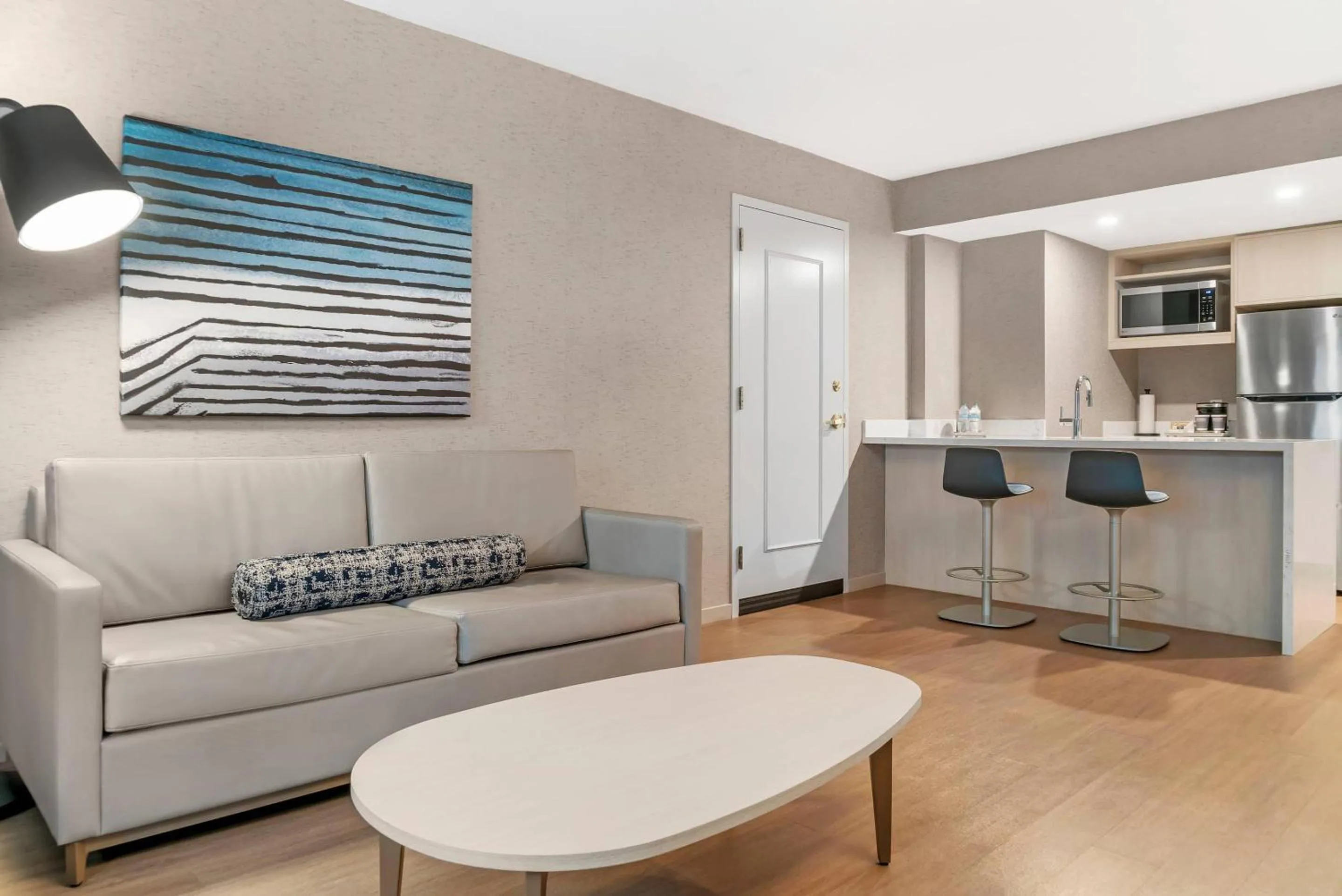 Bedroom in Radisson Plaza Hotel at Kalamazoo Center